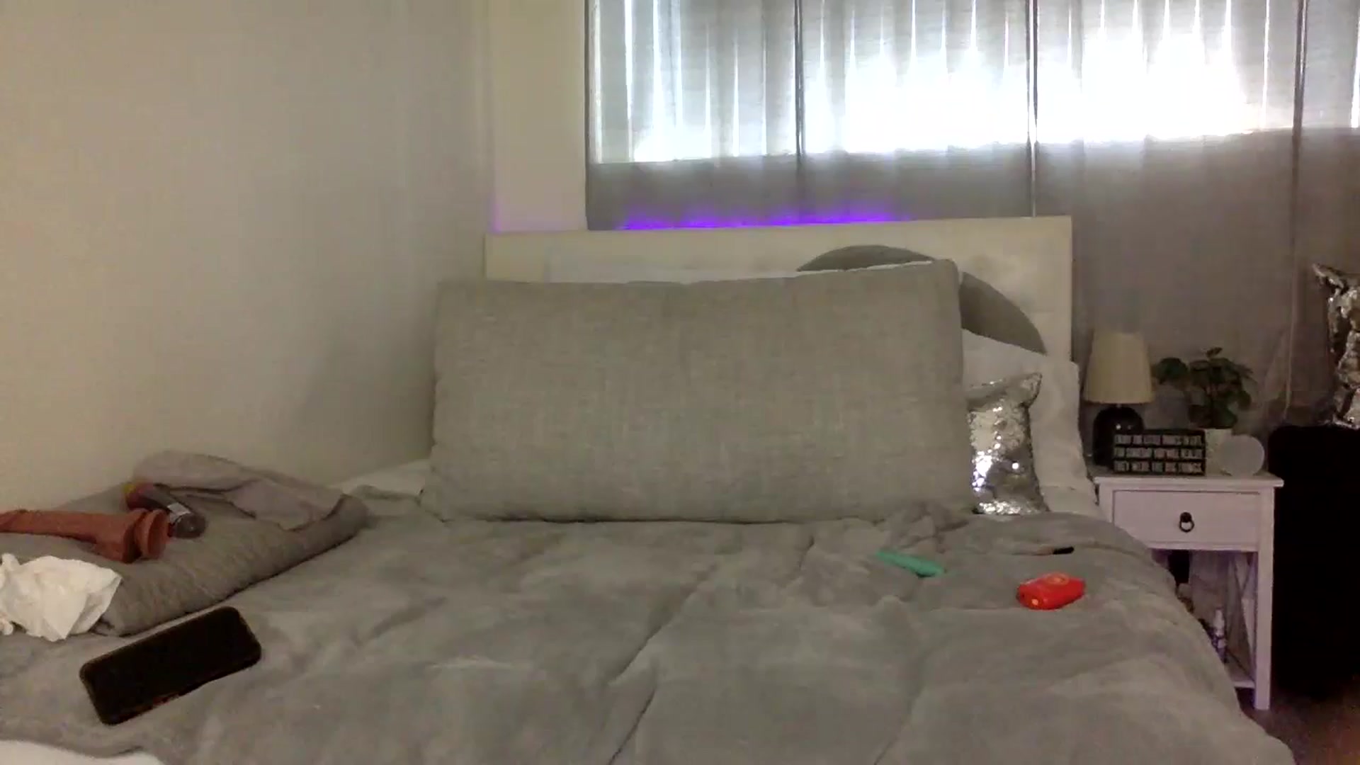 Gallery image thumbnail from Sugarxoxoxo's myfreecams stream on, 07/22/2024, 19:47 image 7 of 20