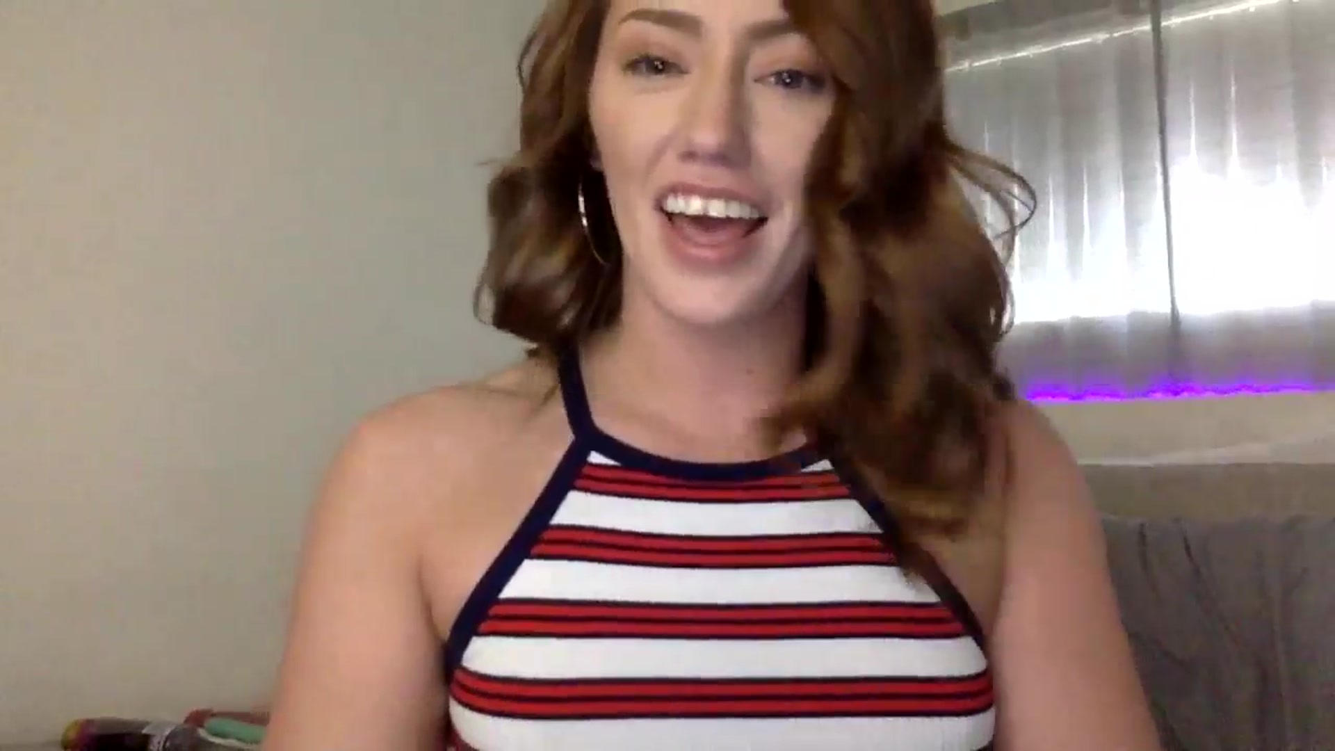 Gallery image thumbnail from Sugarxoxoxo's myfreecams stream on, 08/16/2024, 20:16 image 9 of 20