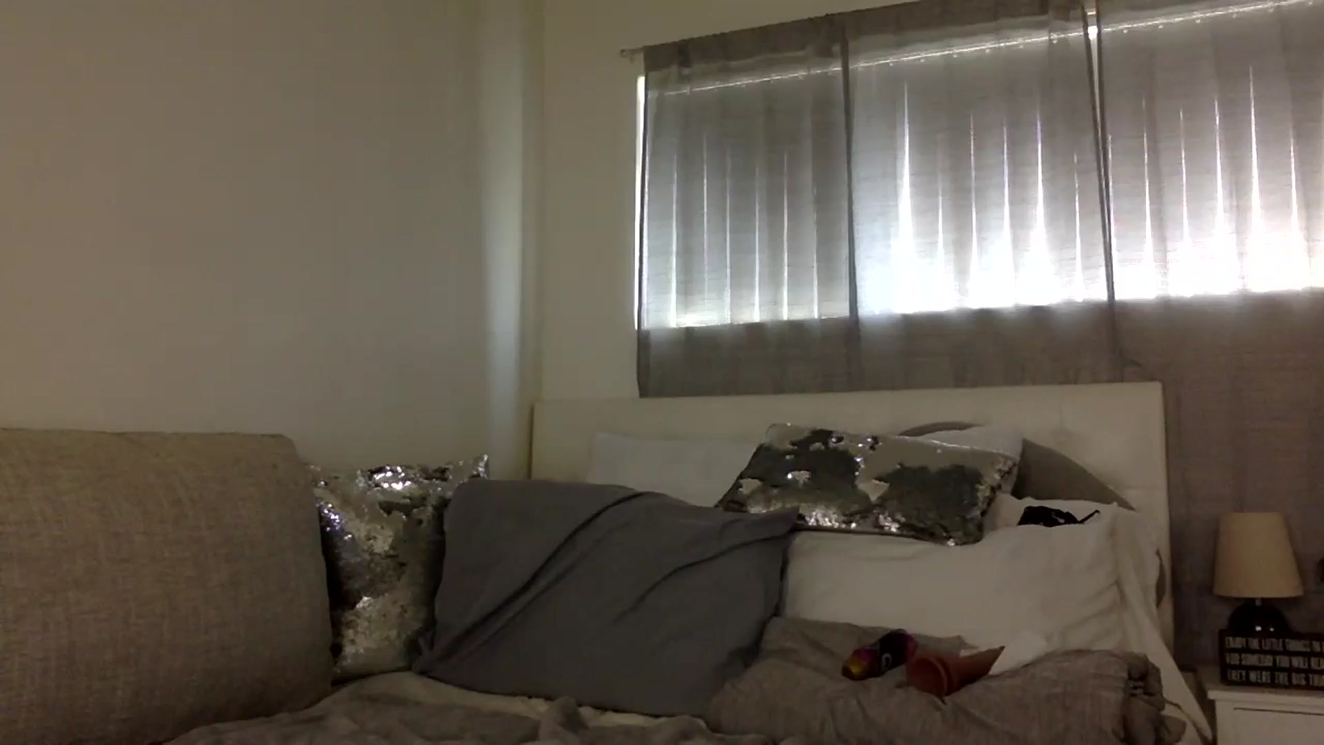 Gallery image thumbnail from Sugarxoxoxo's myfreecams stream on, 09/03/2024, 19:07 image 17 of 20