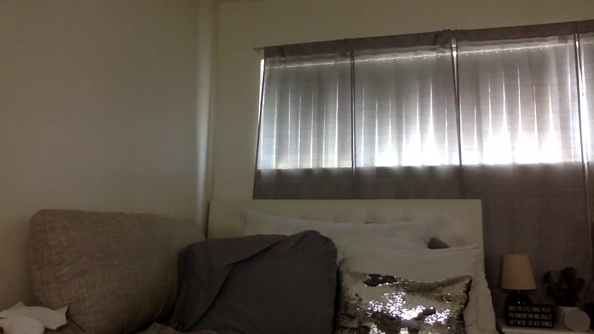 Gallery image thumbnail from Sugarxoxoxo's myfreecams stream on, 09/09/2024, 18:08 image 17 of 20