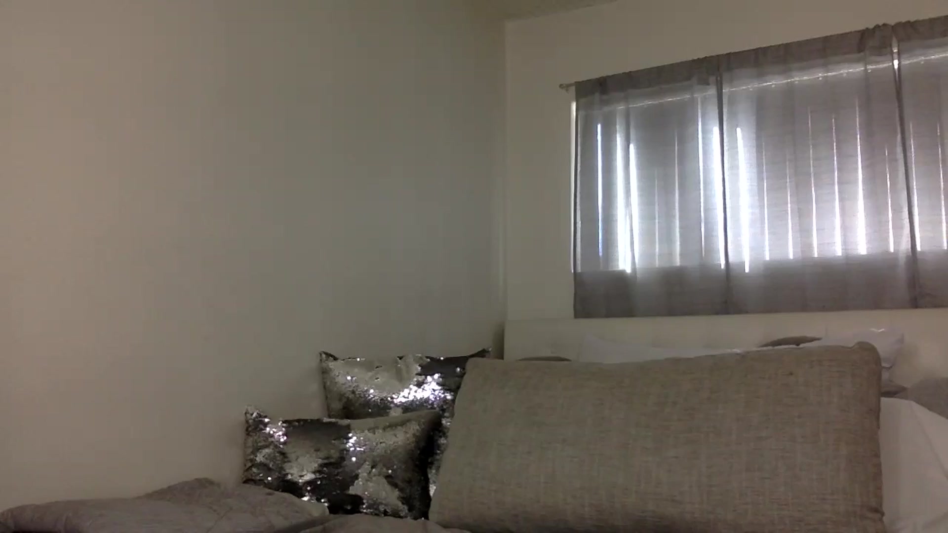 Gallery image thumbnail from Sugarxoxoxo's myfreecams stream on, 10/03/2024, 16:56 image 17 of 20