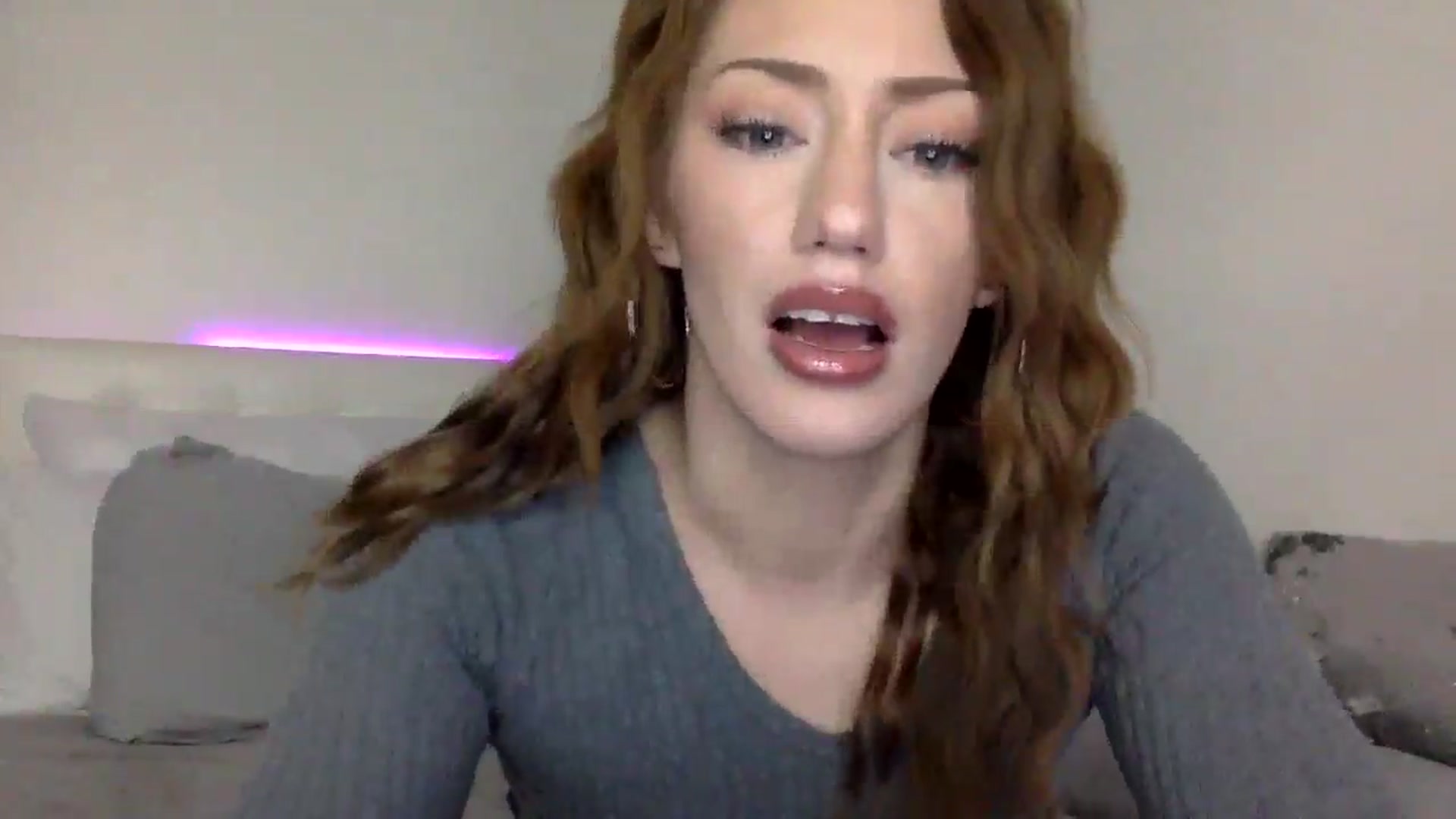 Gallery image thumbnail from Sugarxoxoxo's myfreecams stream on, 01/29/2025, 19:44 image 18 of 20