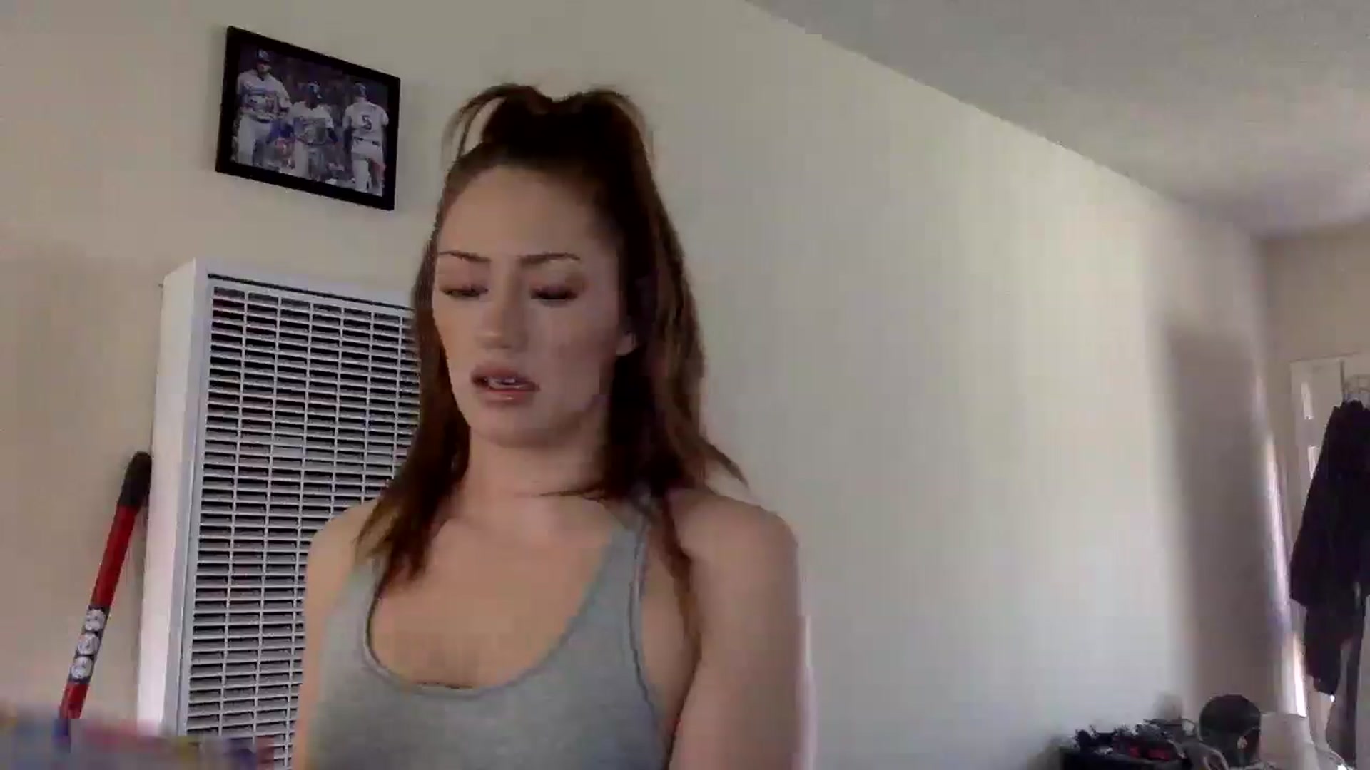 Gallery image thumbnail from Sugarxoxoxo's myfreecams stream on, 02/28/2025, 18:49 image 15 of 20