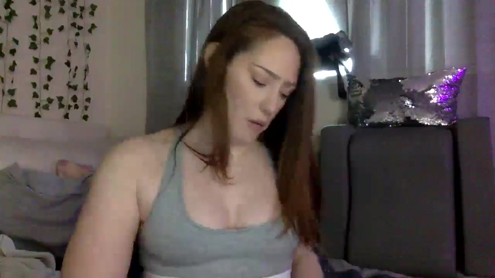 Gallery image thumbnail from Sugarxoxoxo's myfreecams stream on, 12/31/2025, 20:11 image 5 of 20