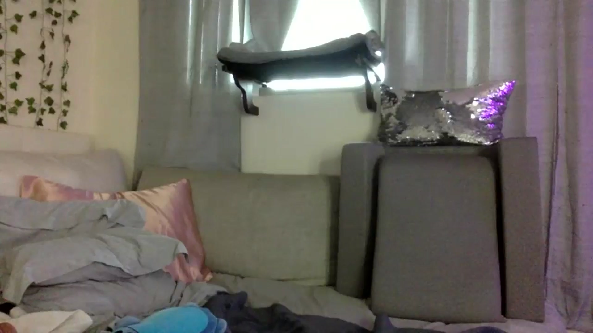 Gallery image thumbnail from Sugarxoxoxo's myfreecams stream on, 12/31/2025, 21:25 image 15 of 20