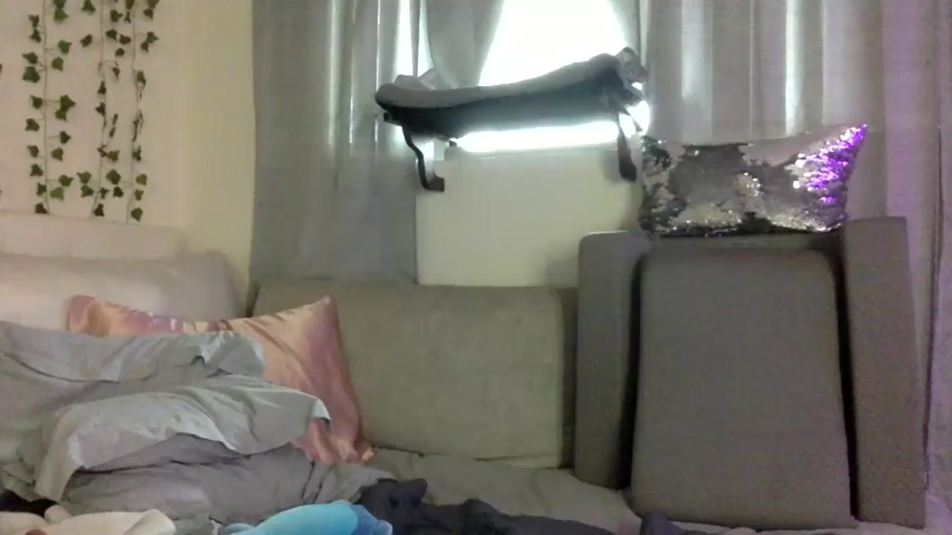 Gallery image thumbnail from Sugarxoxoxo's myfreecams stream on, 12/31/2025, 21:25 image 6 of 20