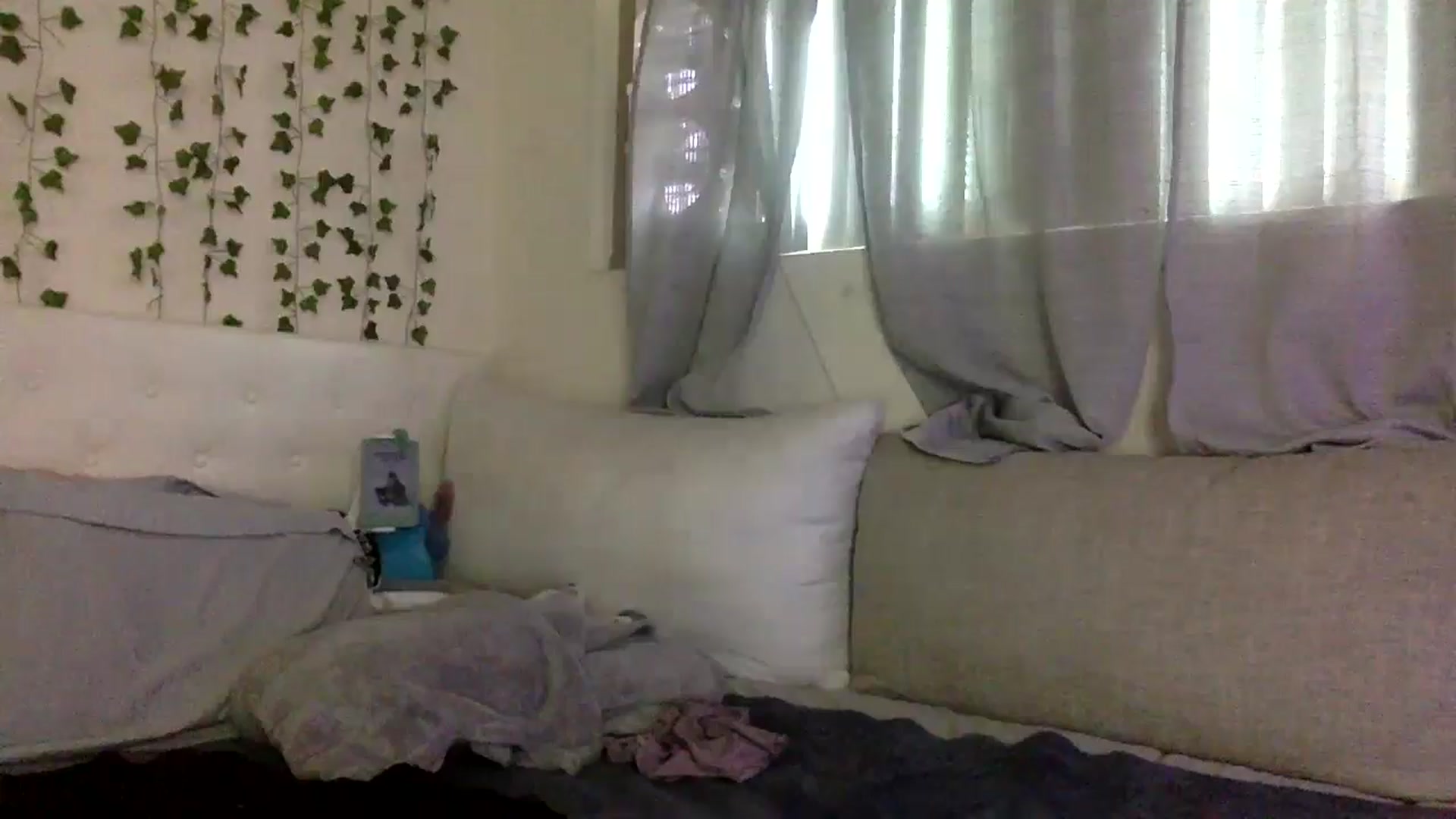 Gallery image thumbnail from Sugarxoxoxo's myfreecams stream on, 03/31/2026, 16:33 image 9 of 20