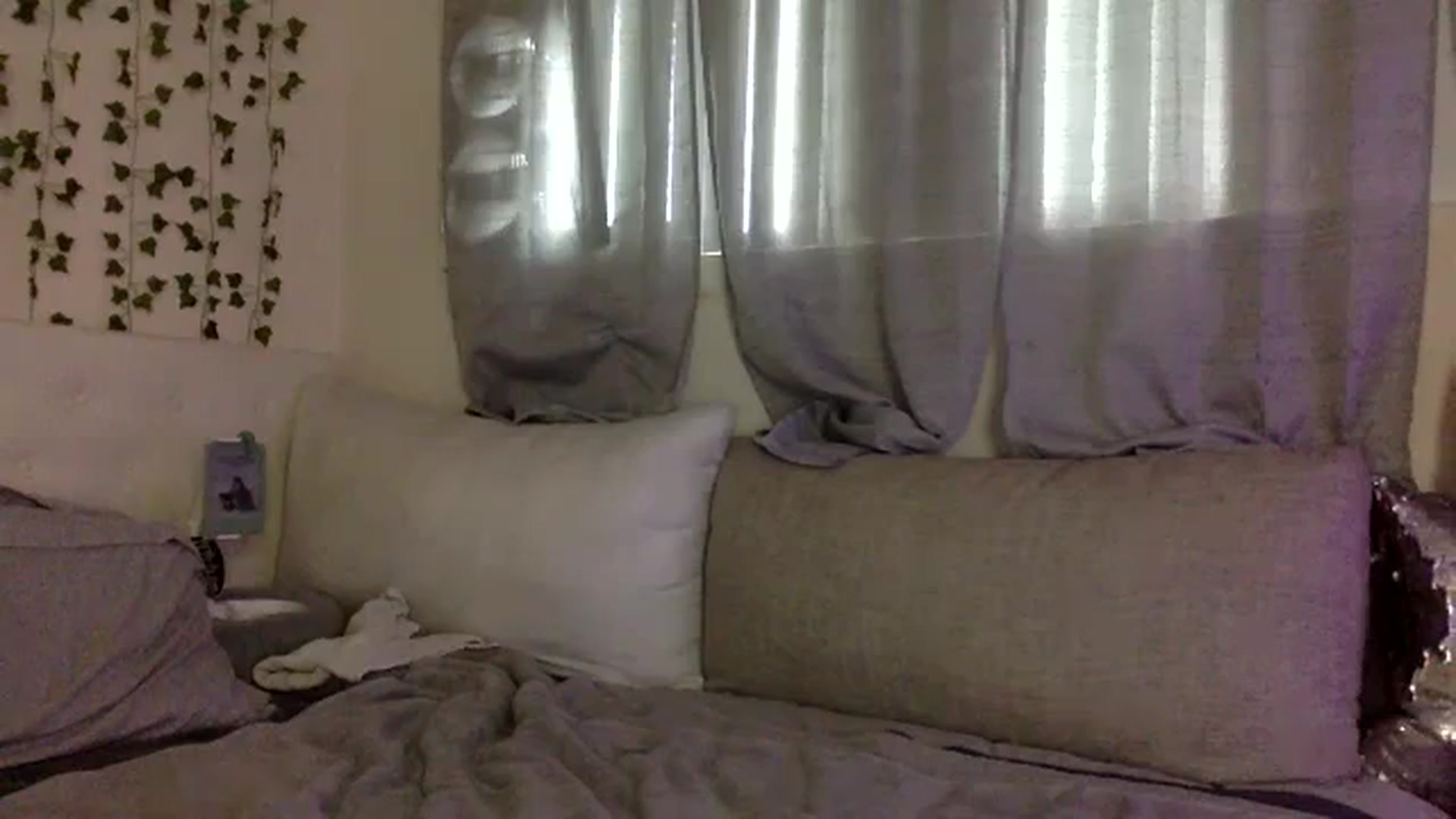 Gallery image thumbnail from Sugarxoxoxo's myfreecams stream on, 03/31/2026, 16:33 image 19 of 20