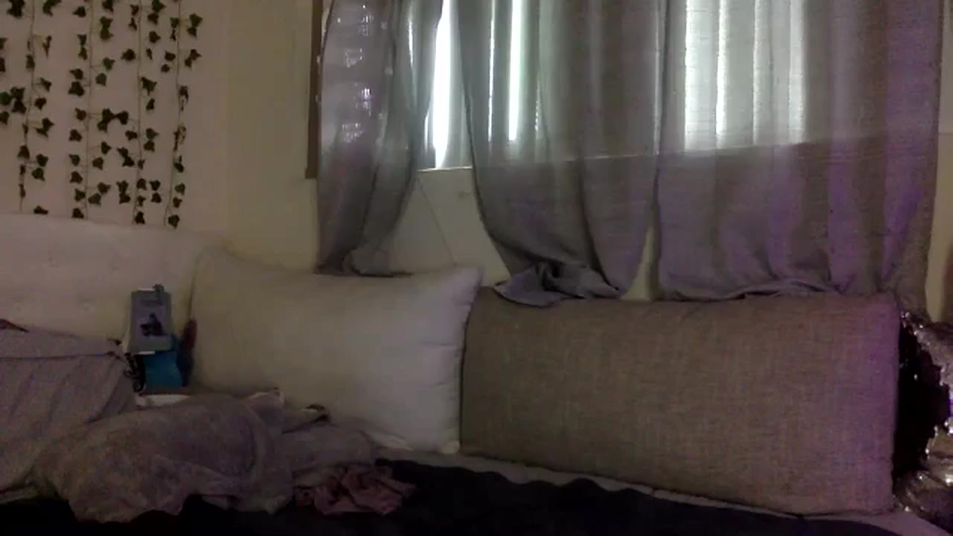Gallery image thumbnail from Sugarxoxoxo's myfreecams stream on, 03/31/2026, 16:33 image 12 of 20