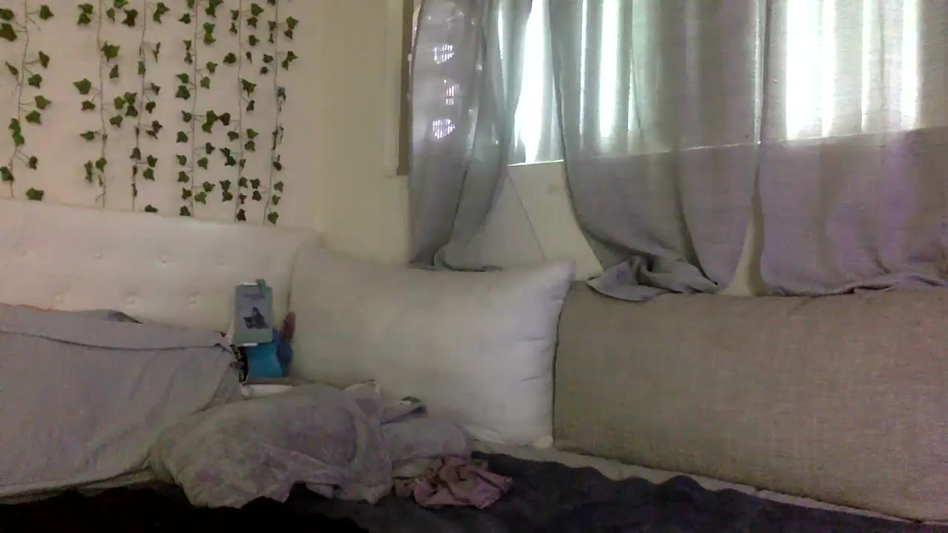Gallery image thumbnail from Sugarxoxoxo's myfreecams stream on, 03/31/2026, 16:33 image 8 of 20