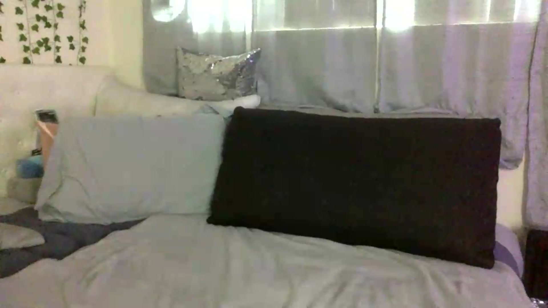 Gallery image thumbnail from Sugarxoxoxo's myfreecams stream on, 05/28/2026, 16:52 image 14 of 20