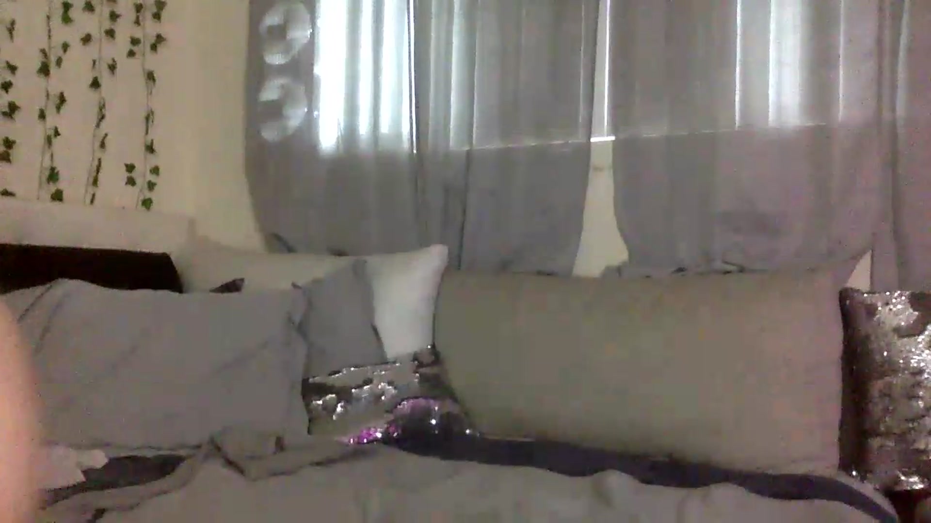 Gallery image thumbnail from Sugarxoxoxo's myfreecams stream on, 06/19/2026, 17:25 image 5 of 20
