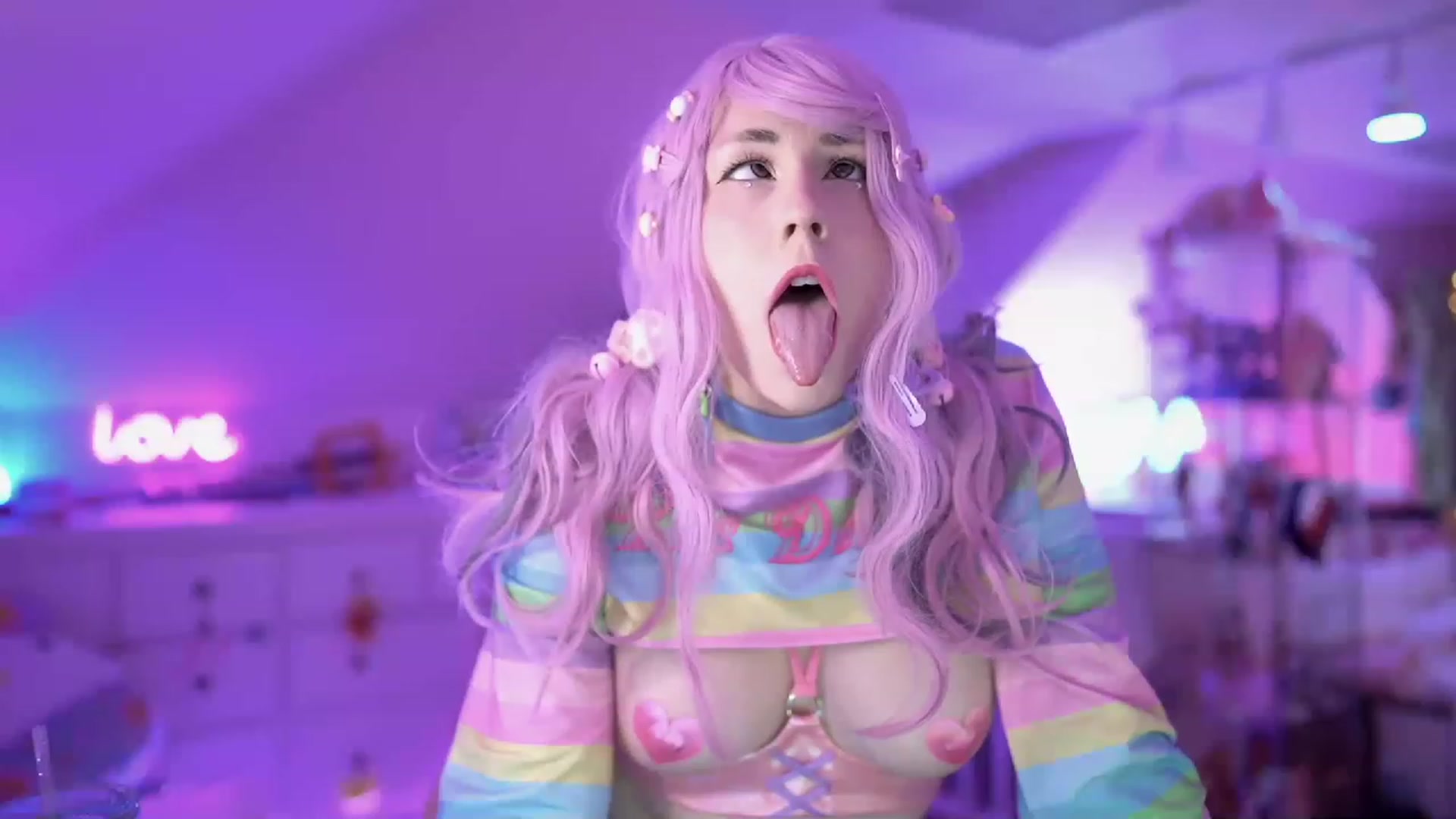Gallery image thumbnail from SugaryBunny's myfreecams stream on, 11/17/2022, 23:48 image 10 of 20