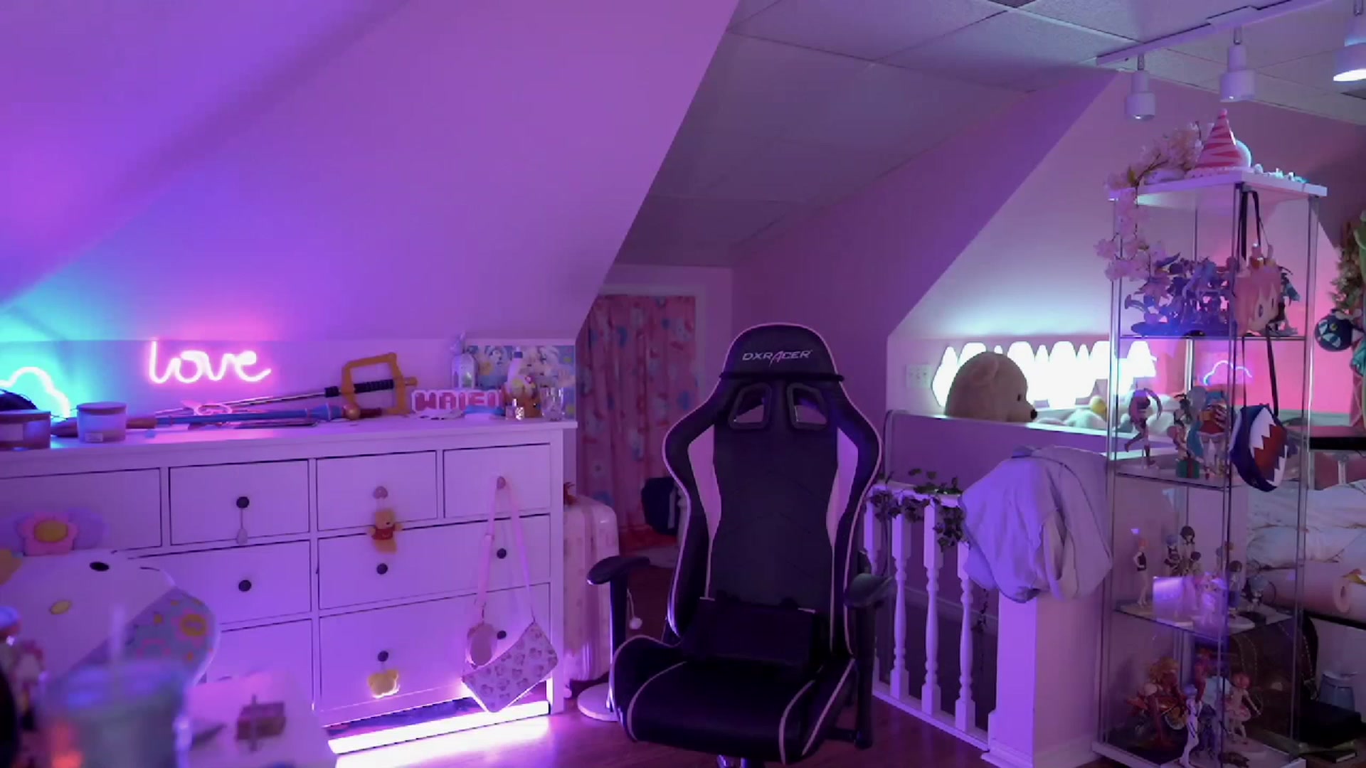 Gallery image thumbnail from SugaryBunny's myfreecams stream on, 11/18/2022, 24:30 image 12 of 20