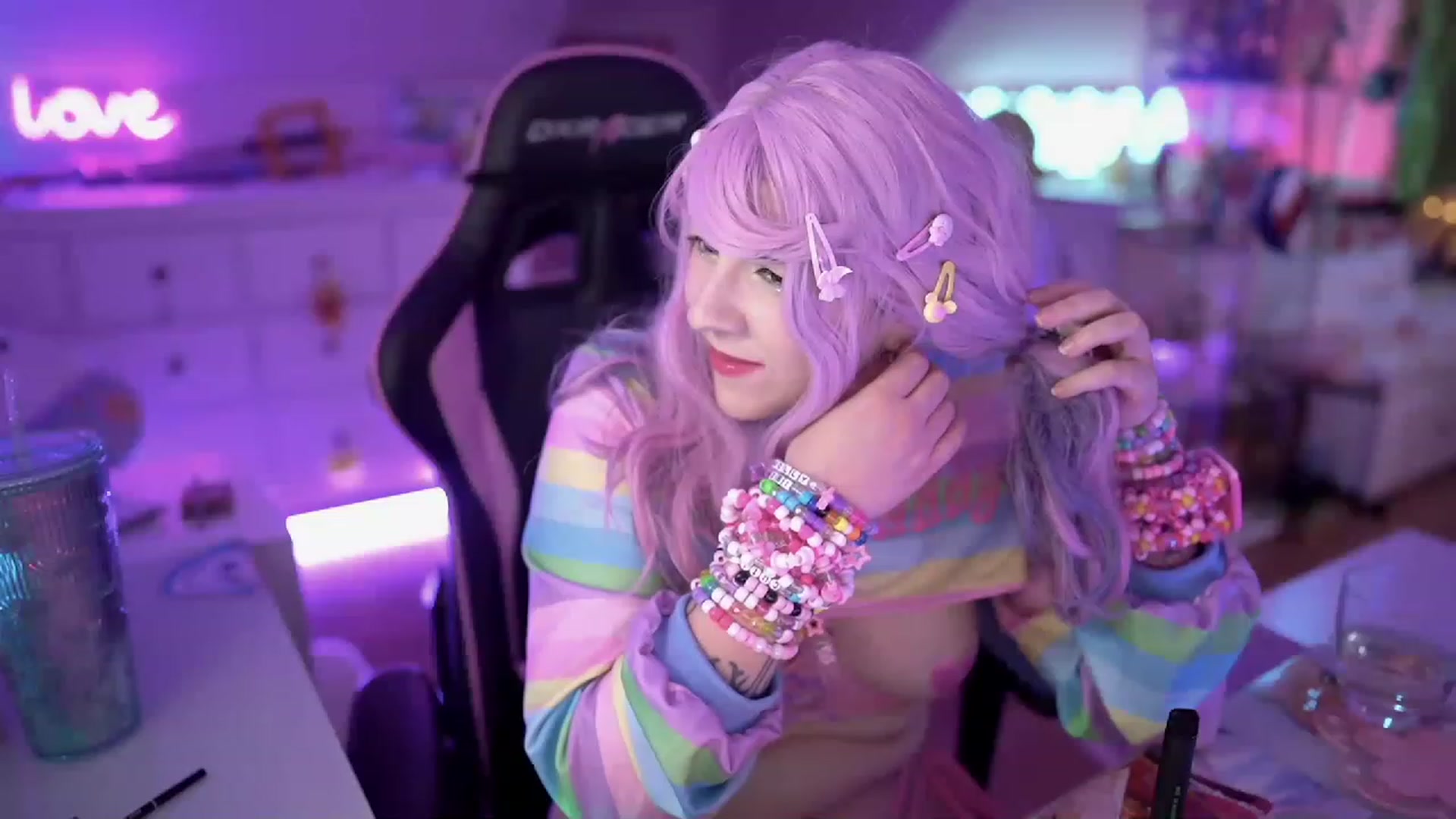 Gallery image thumbnail from SugaryBunny's myfreecams stream on, 11/18/2022, 24:30 image 3 of 20