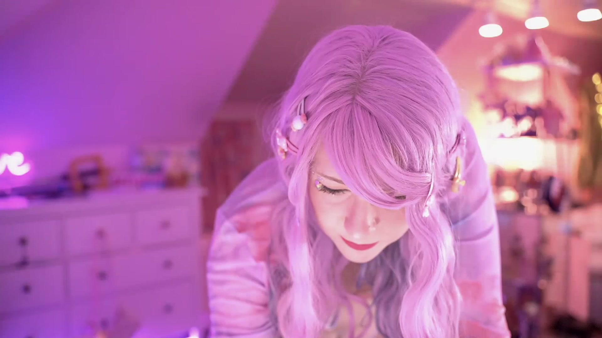 Gallery image thumbnail from SugaryBunny's myfreecams stream on, 12/01/2022, 01:13 image 13 of 20