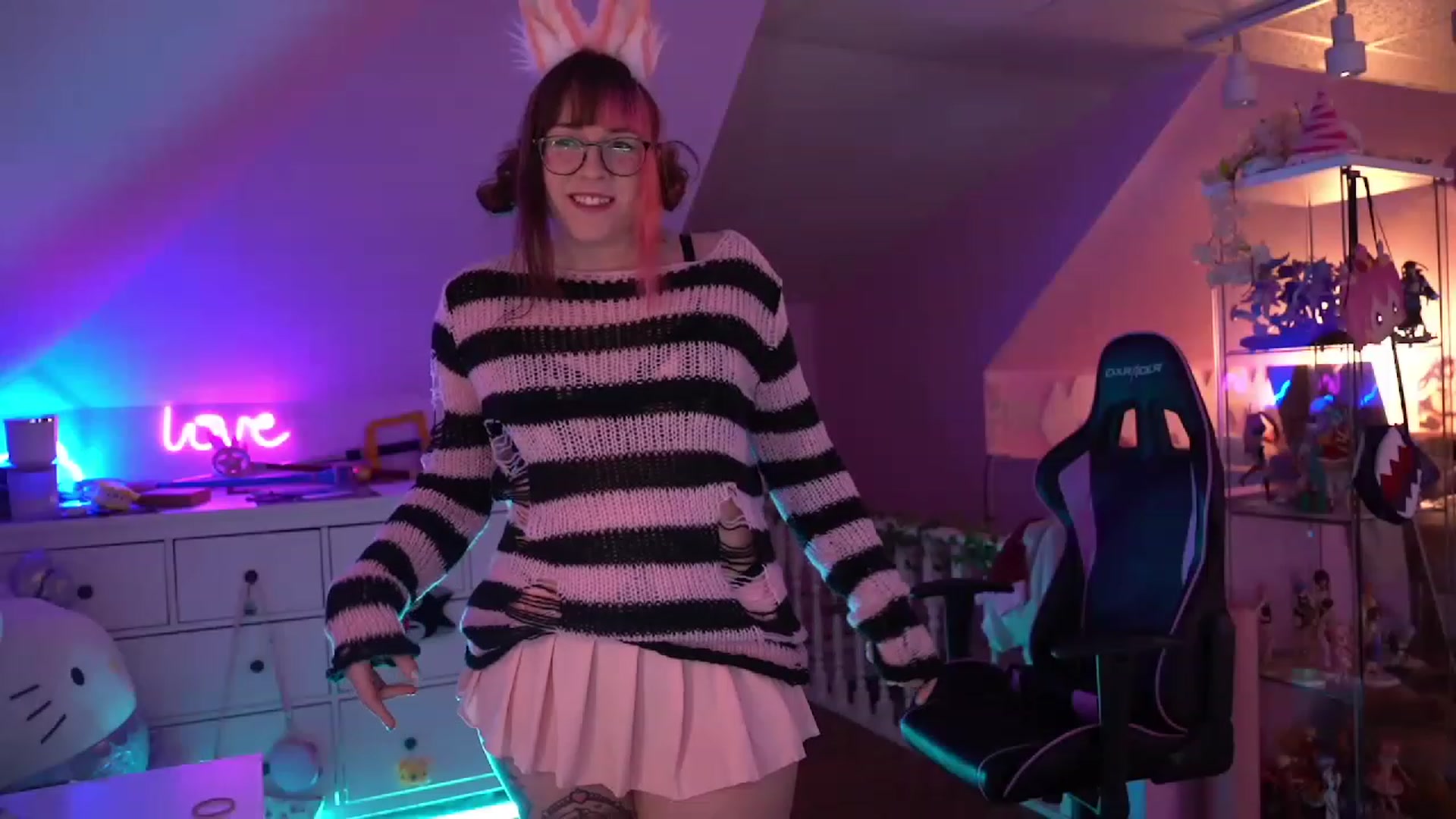 Gallery image thumbnail from SugaryBunny's myfreecams stream on, 01/09/2023, 23:44 image 10 of 20