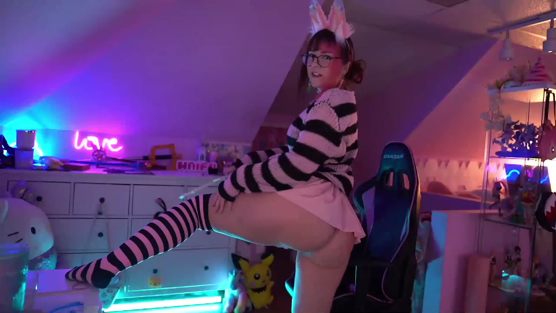Gallery image thumbnail from SugaryBunny's myfreecams stream on, 01/09/2023, 23:44 image 19 of 20