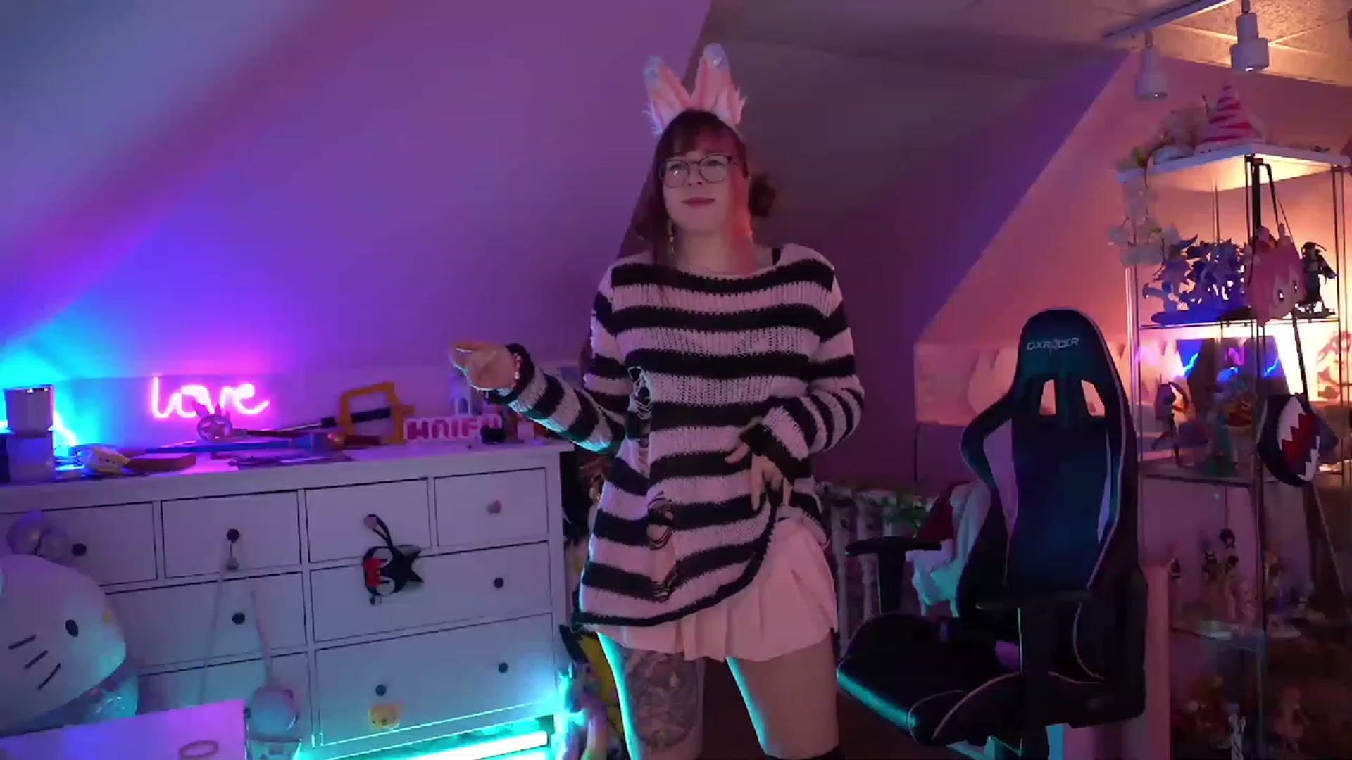 Gallery image thumbnail from SugaryBunny's myfreecams stream on, 01/09/2023, 23:44 image 8 of 20