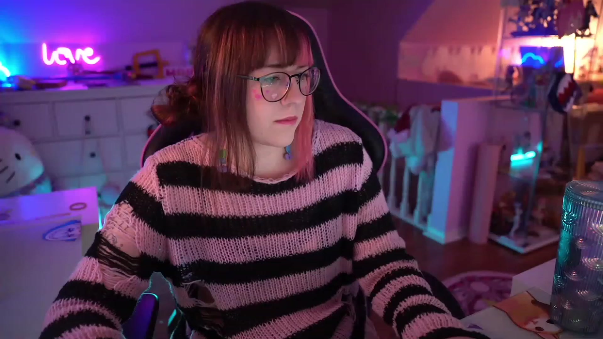 Gallery image thumbnail from SugaryBunny's myfreecams stream on, 01/09/2023, 23:44 image 1 of 20