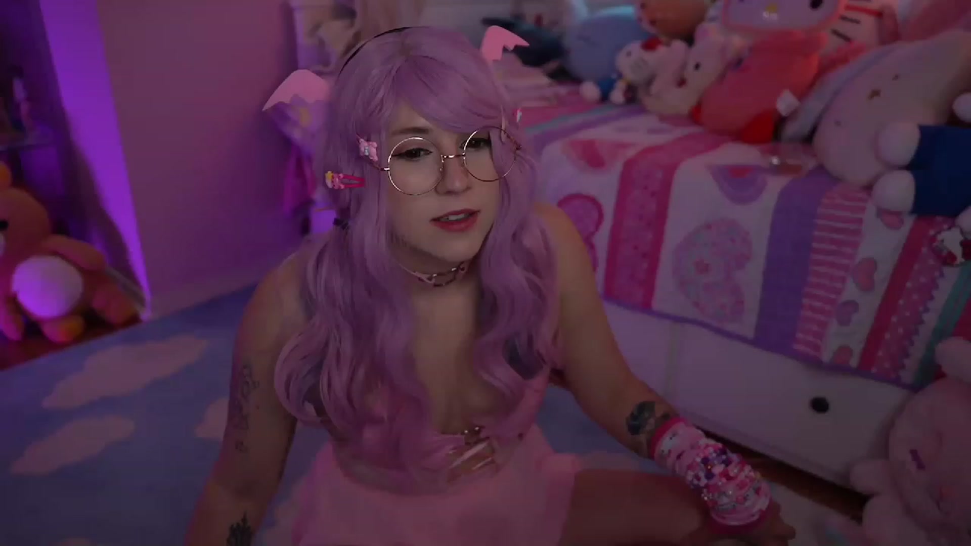 Gallery image thumbnail from SugaryBunny's myfreecams stream on, 01/12/2023, 02:58 image 11 of 20