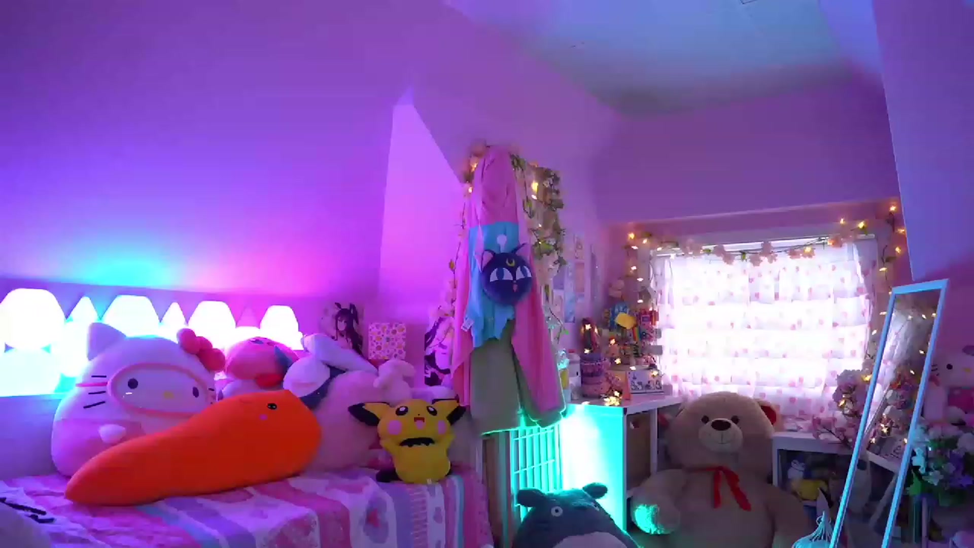 Gallery image thumbnail from SugaryBunny's myfreecams stream on, 01/28/2023, 21:47 image 18 of 20