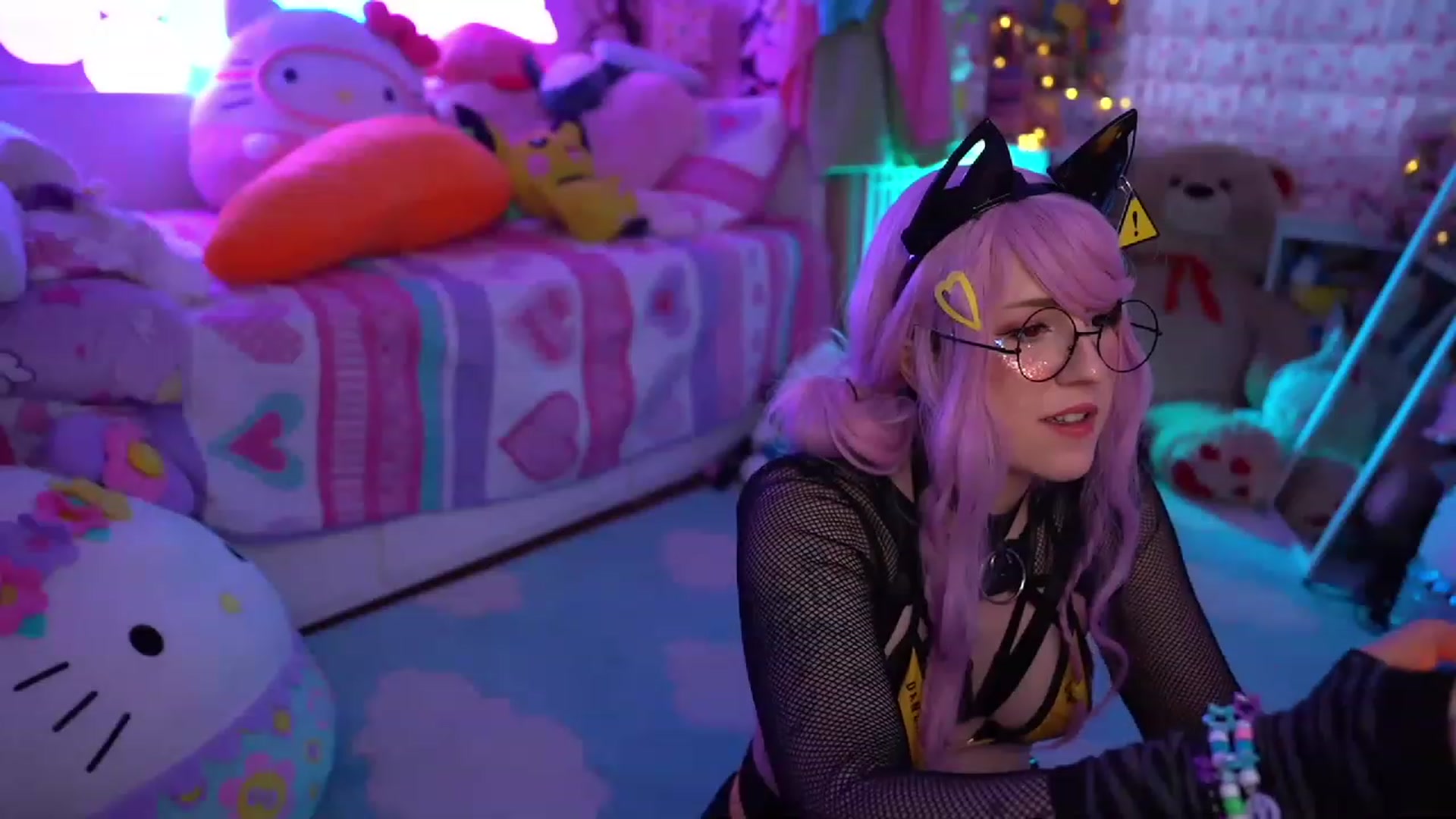 Gallery image thumbnail from SugaryBunny's myfreecams stream on, 01/28/2023, 22:19 image 18 of 20