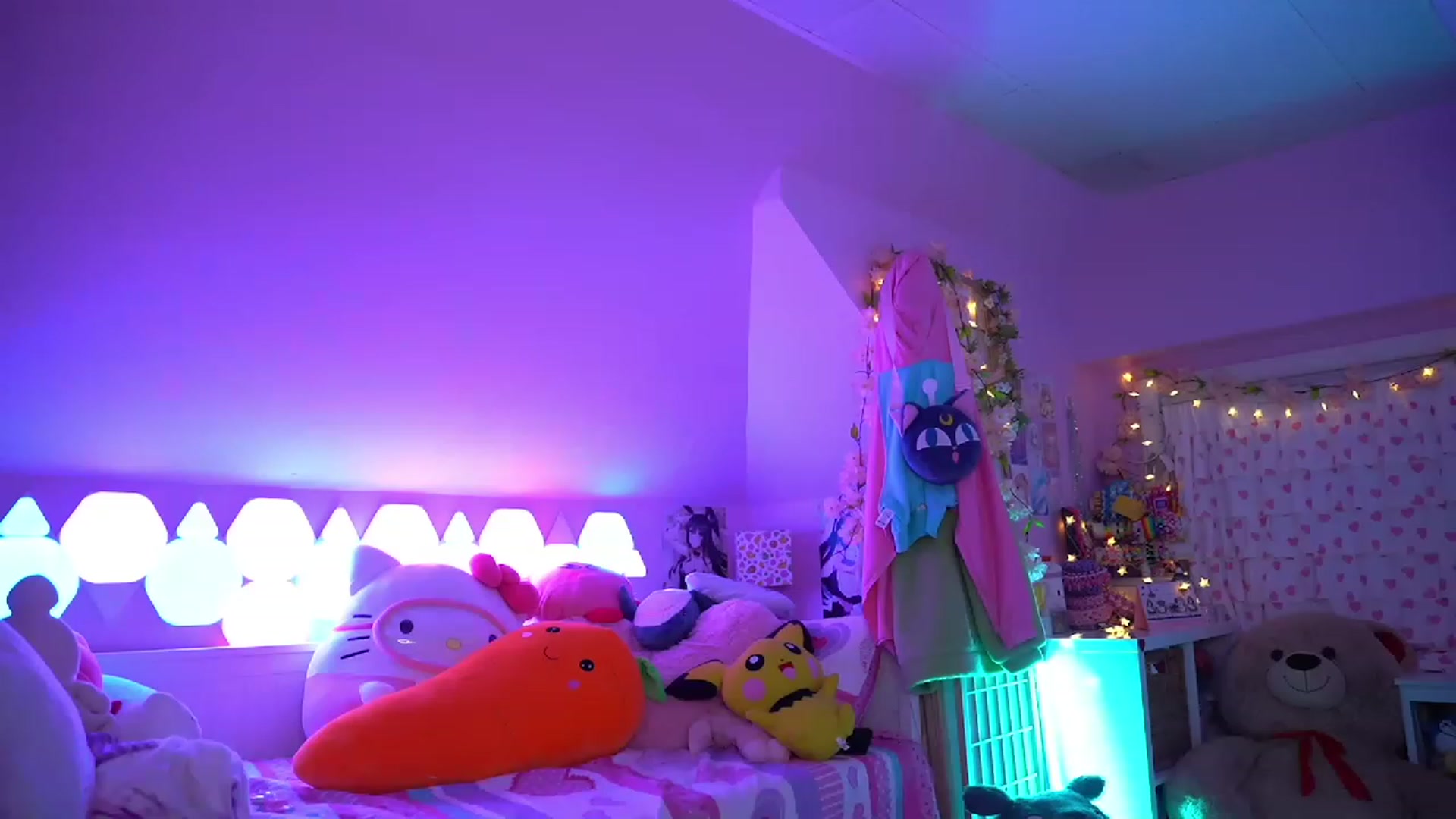Gallery image thumbnail from SugaryBunny's myfreecams stream on, 01/29/2023, 02:16 image 8 of 20