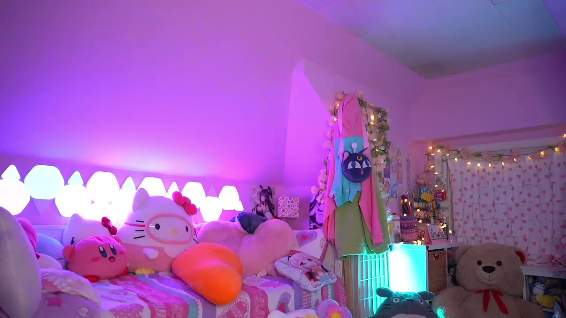 Gallery image thumbnail from SugaryBunny's myfreecams stream on, 01/31/2023, 01:10 image 9 of 20