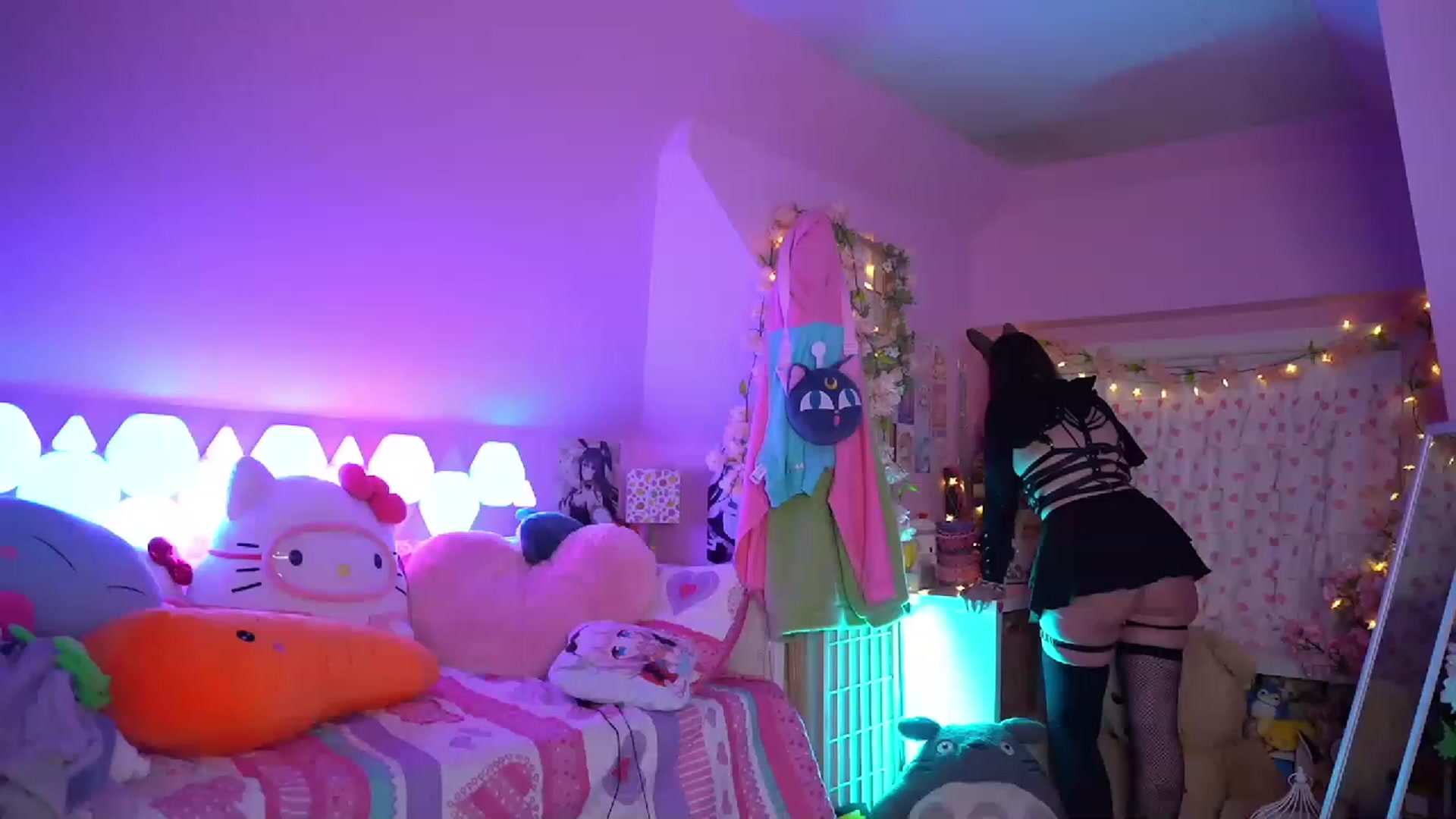 Gallery image thumbnail from SugaryBunny's myfreecams stream on, 02/01/2023, 01:31 image 7 of 20