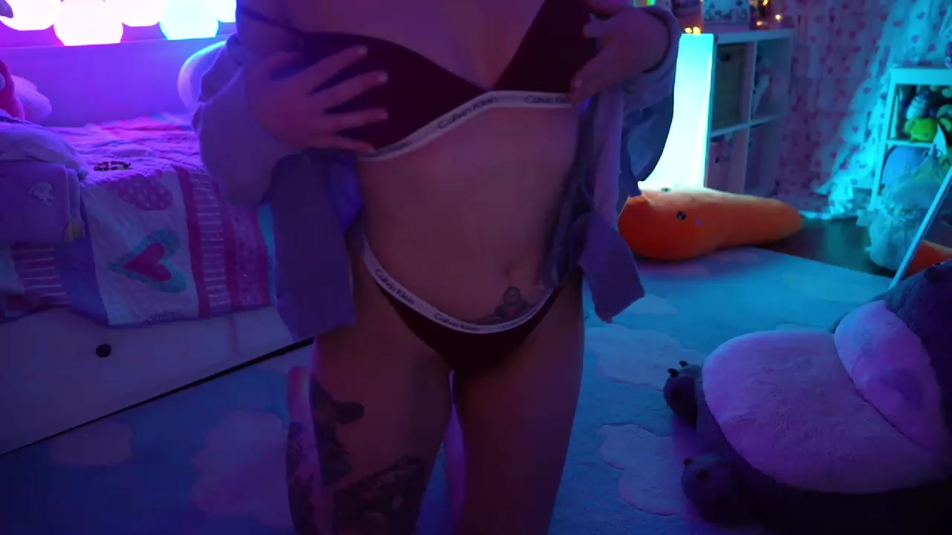 Gallery image thumbnail from SugaryBunny's myfreecams stream on, 02/01/2023, 09:23 image 11 of 20