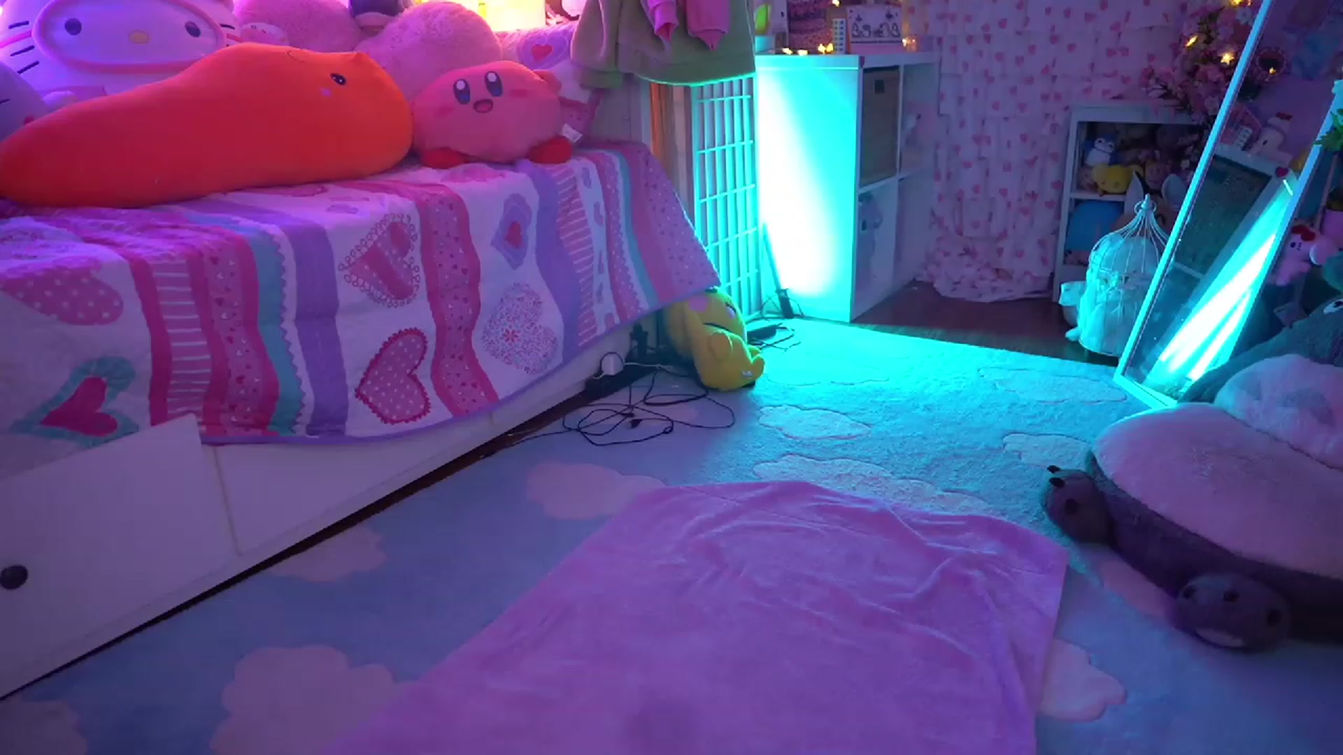 Gallery image thumbnail from SugaryBunny's myfreecams stream on, 02/03/2023, 03:31 image 20 of 20