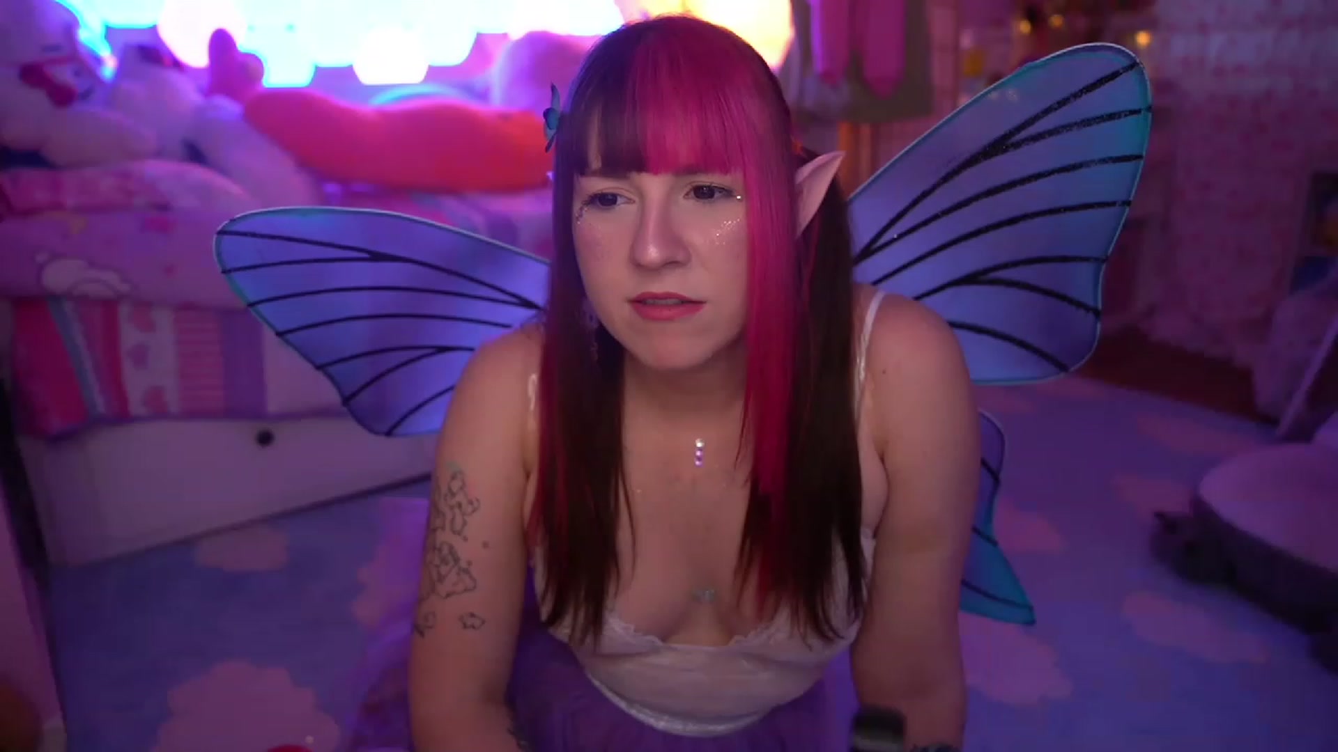 Gallery image thumbnail from SugaryBunny's myfreecams stream on, 02/05/2023, 22:48 image 18 of 20