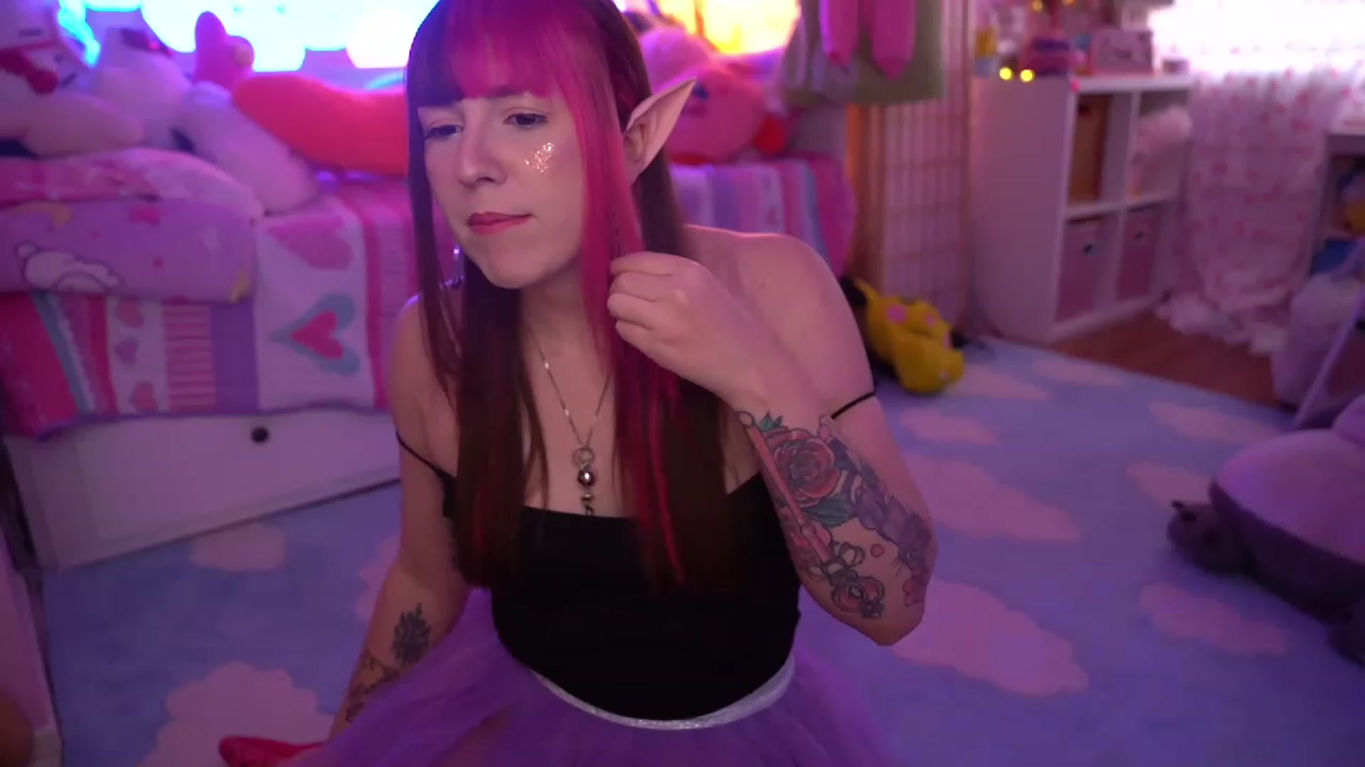 Gallery image thumbnail from SugaryBunny's myfreecams stream on, 02/05/2023, 22:48 image 6 of 20