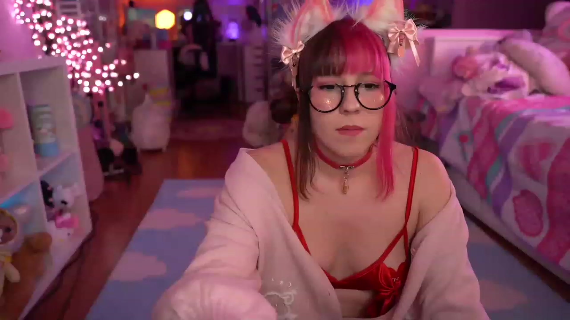 Gallery image thumbnail from SugaryBunny's myfreecams stream on, 02/15/2023, 03:21 image 17 of 20