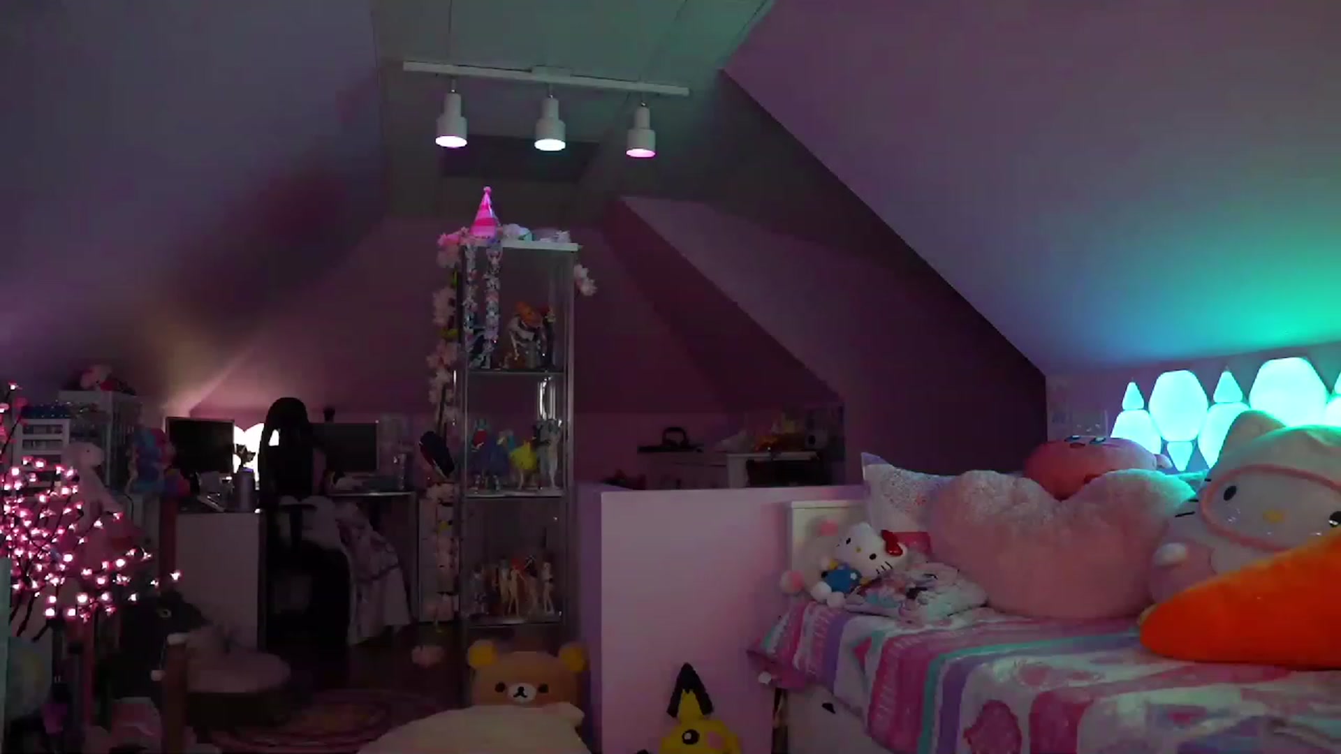Gallery image thumbnail from SugaryBunny's myfreecams stream on, 02/26/2023, 05:04 image 1 of 20