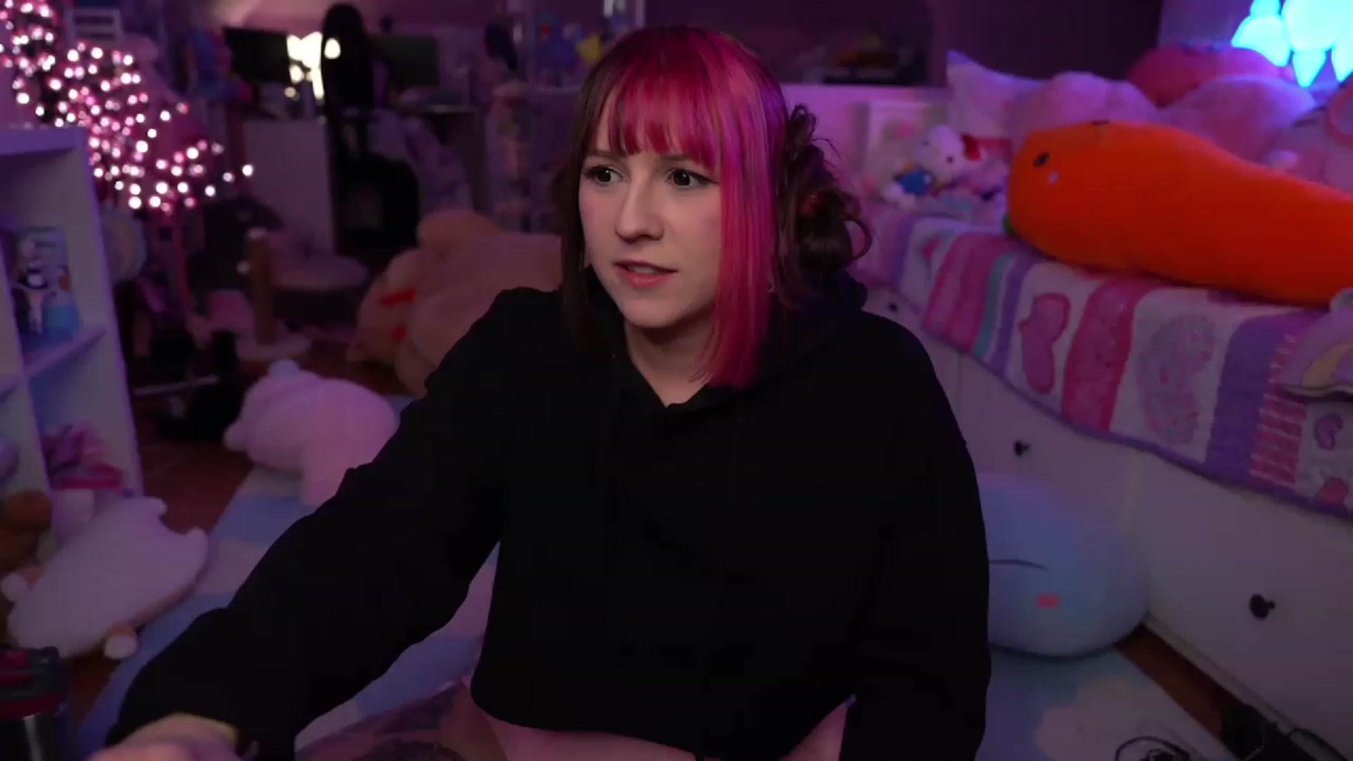 Gallery image thumbnail from SugaryBunny's myfreecams stream on, 02/26/2023, 05:04 image 15 of 20
