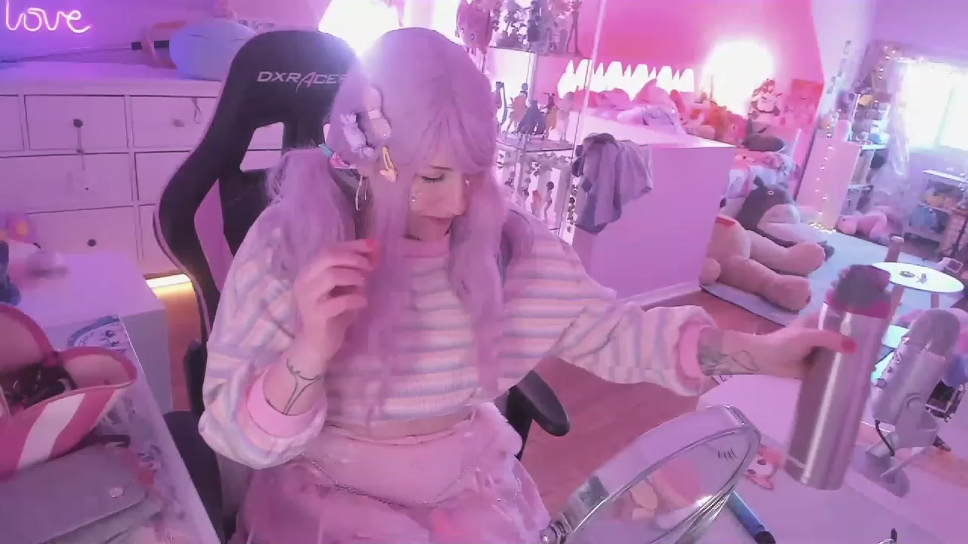 Gallery image thumbnail from SugaryBunny's myfreecams stream on, 03/07/2023, 18:38 image 14 of 20