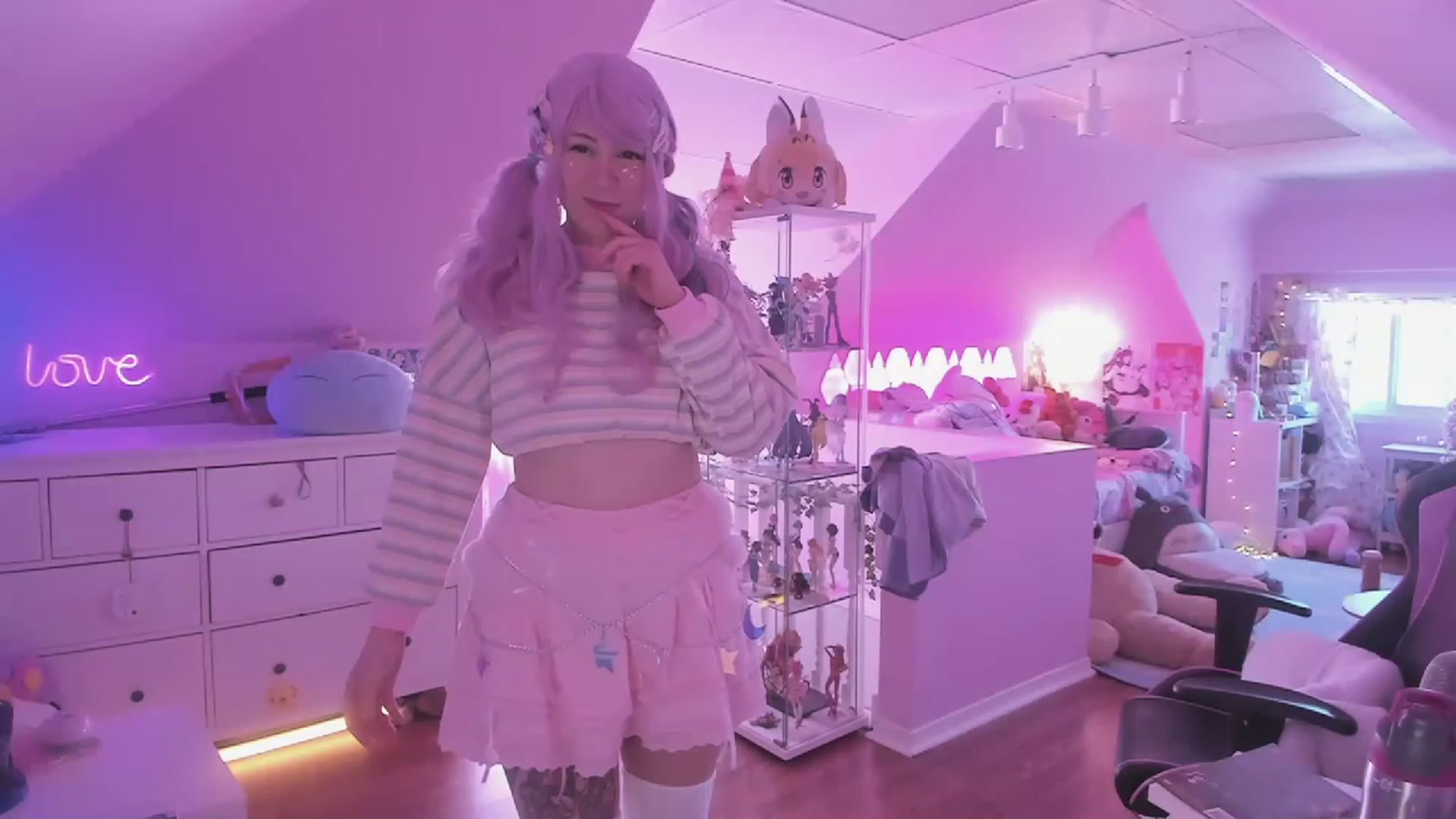 Gallery image thumbnail from SugaryBunny's myfreecams stream on, 03/07/2023, 18:38 image 20 of 20