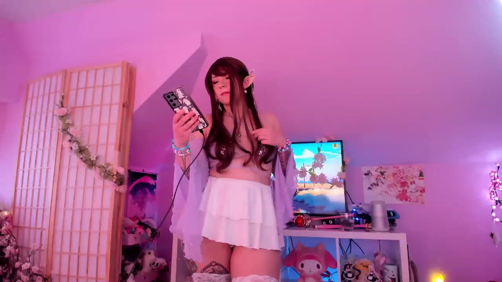 Gallery image thumbnail from SugaryBunny's myfreecams stream on, 03/12/2023, 24:17 image 3 of 20