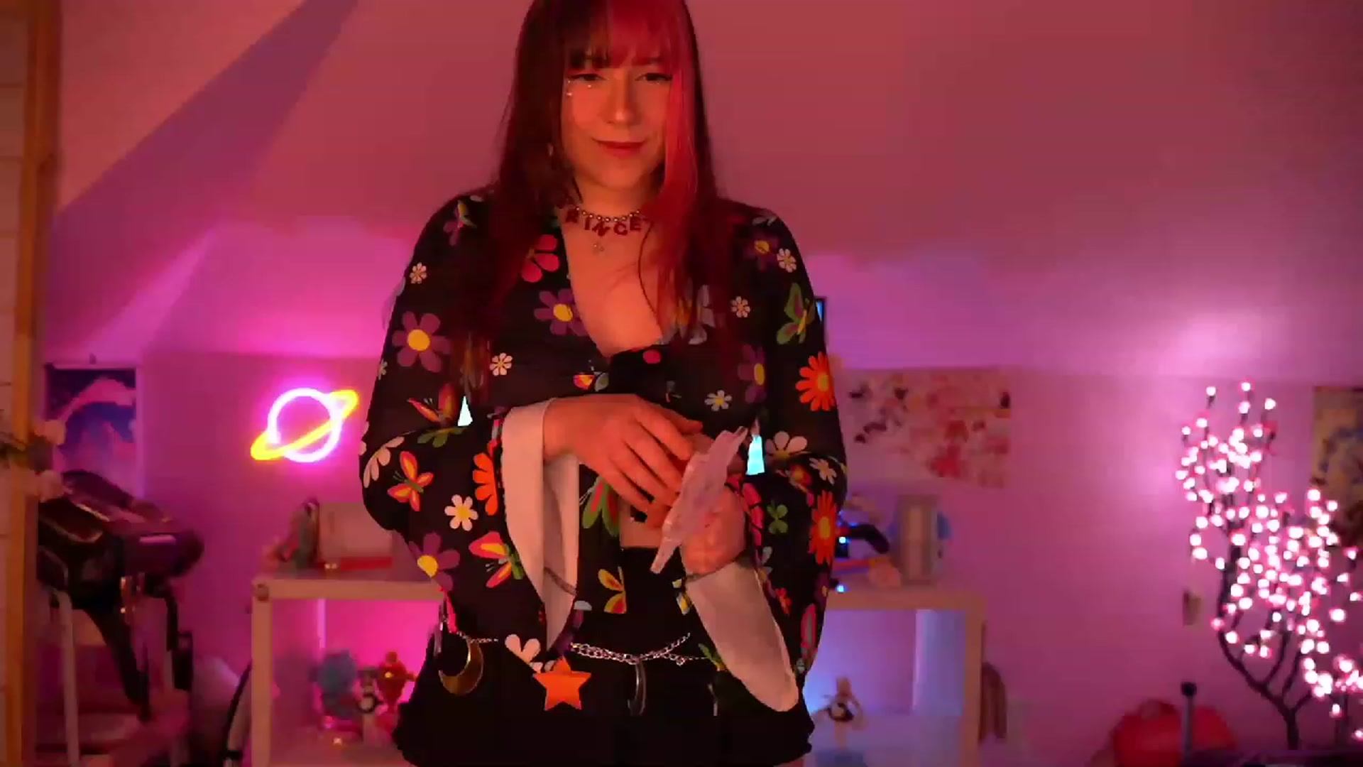 Gallery image thumbnail from SugaryBunny's myfreecams stream on, 03/19/2023, 02:53 image 2 of 20