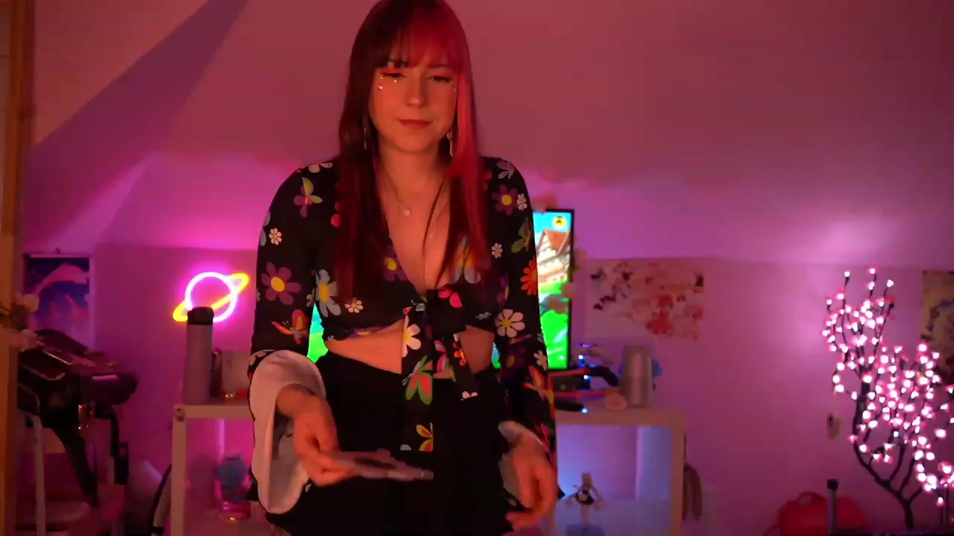 Gallery image thumbnail from SugaryBunny's myfreecams stream on, 03/19/2023, 02:53 image 1 of 20