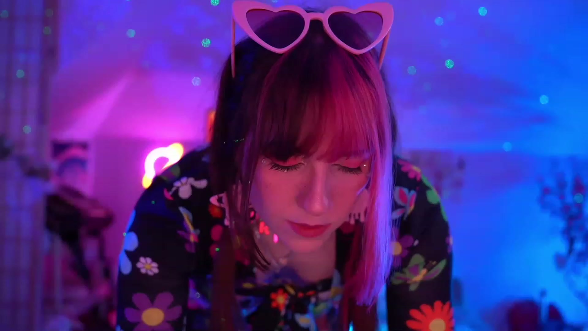 Gallery image thumbnail from SugaryBunny's myfreecams stream on, 03/19/2023, 04:41 image 4 of 20