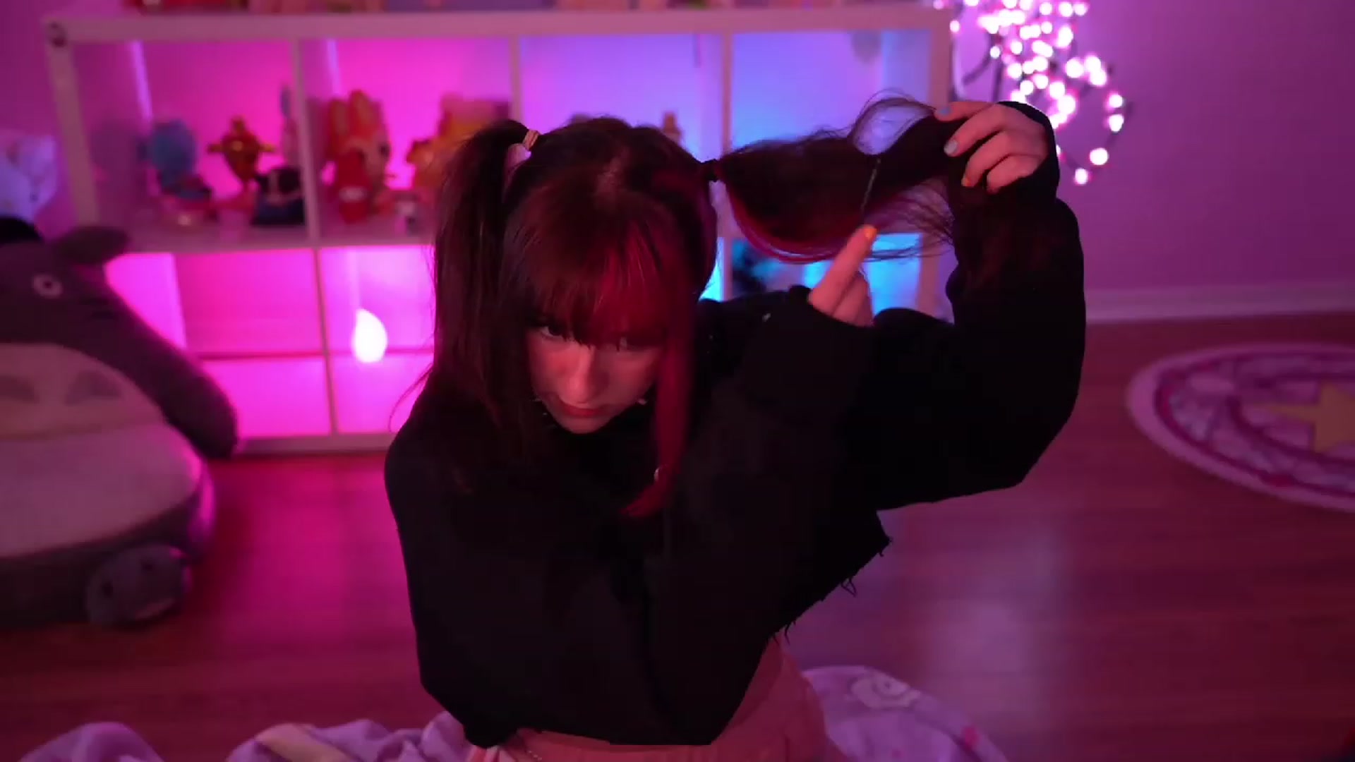 Gallery image thumbnail from SugaryBunny's myfreecams stream on, 03/24/2023, 23:11 image 4 of 20