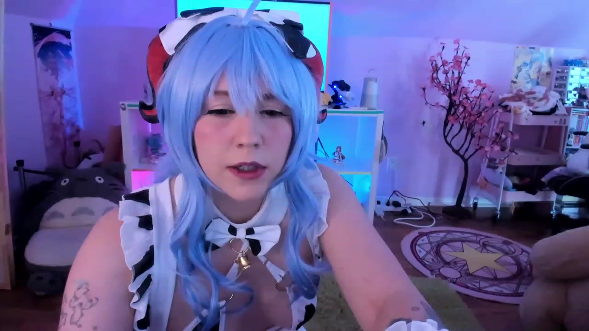 Gallery image thumbnail from SugaryBunny's myfreecams stream on, 03/29/2023, 24:22 image 1 of 20