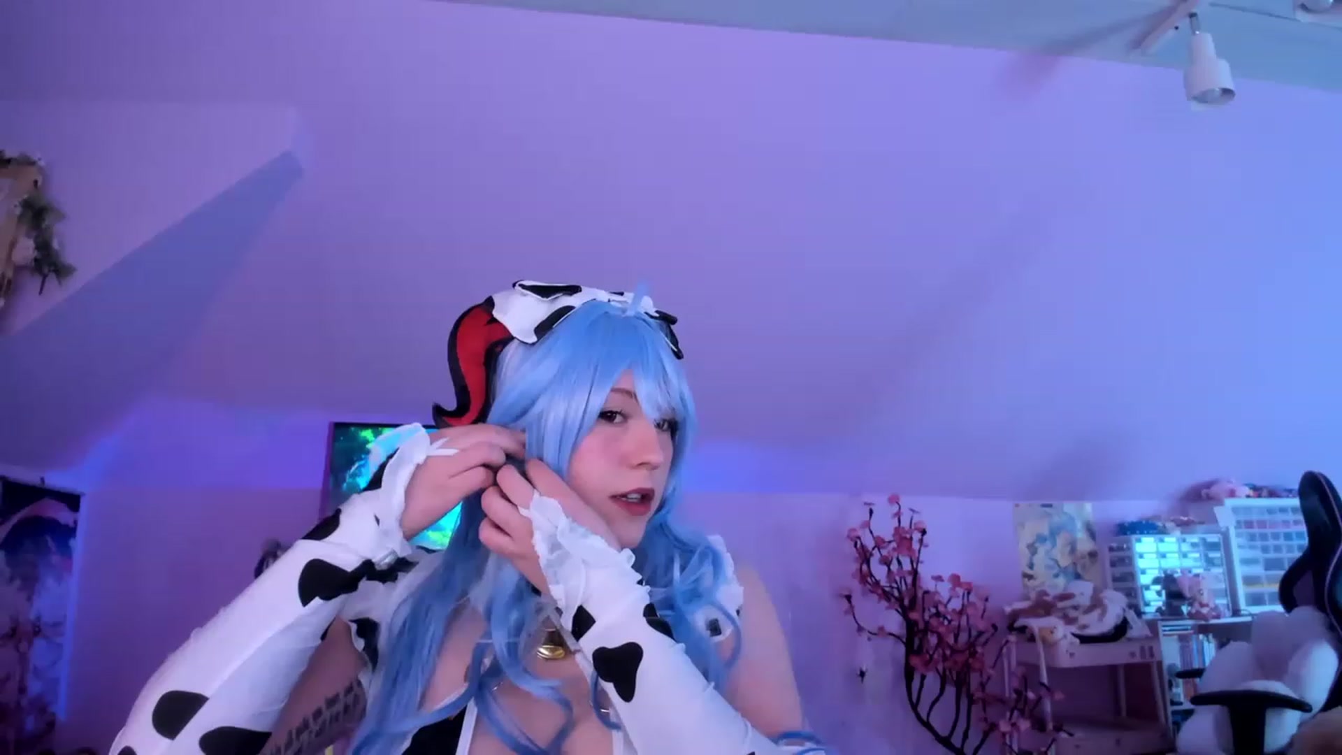 Gallery image thumbnail from SugaryBunny's myfreecams stream on, 03/29/2023, 24:22 image 5 of 20