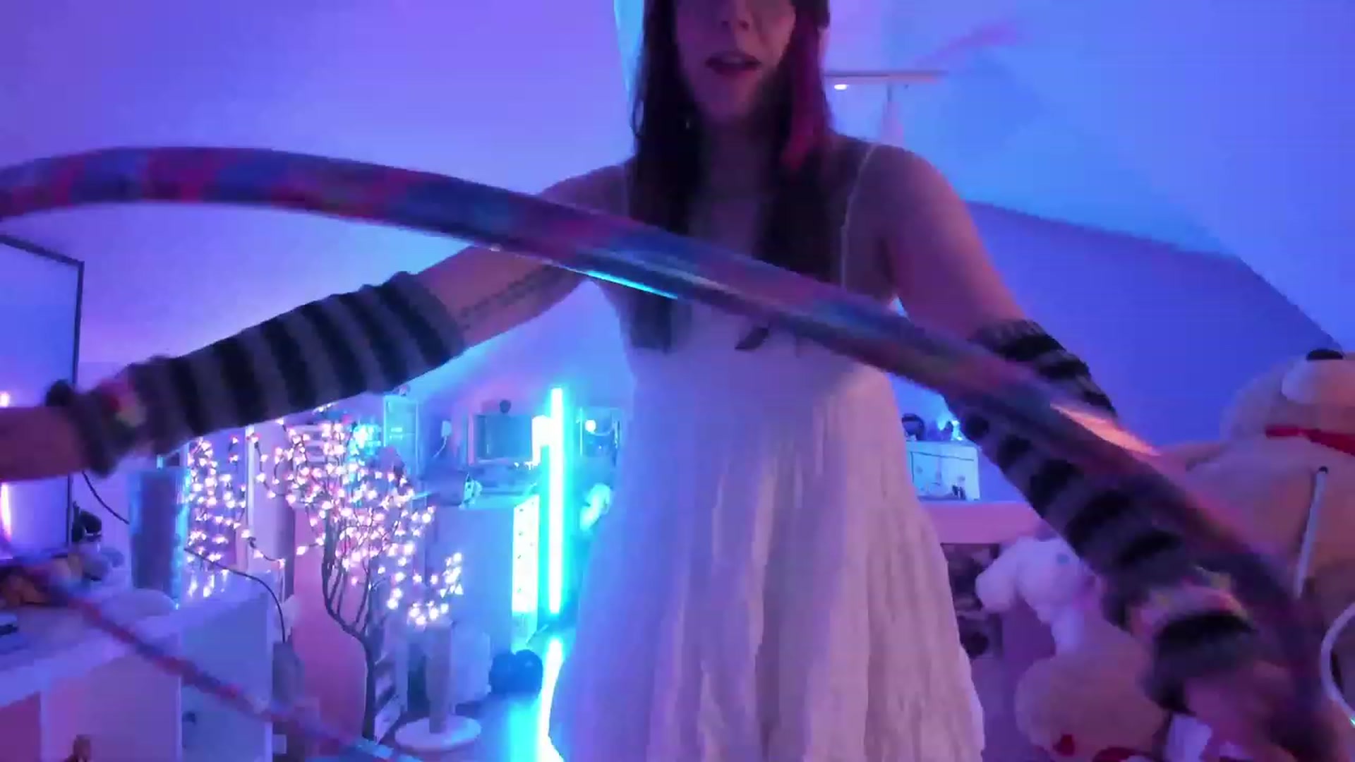 Gallery image thumbnail from SugaryBunny's myfreecams stream on, 04/21/2023, 01:08 image 6 of 20