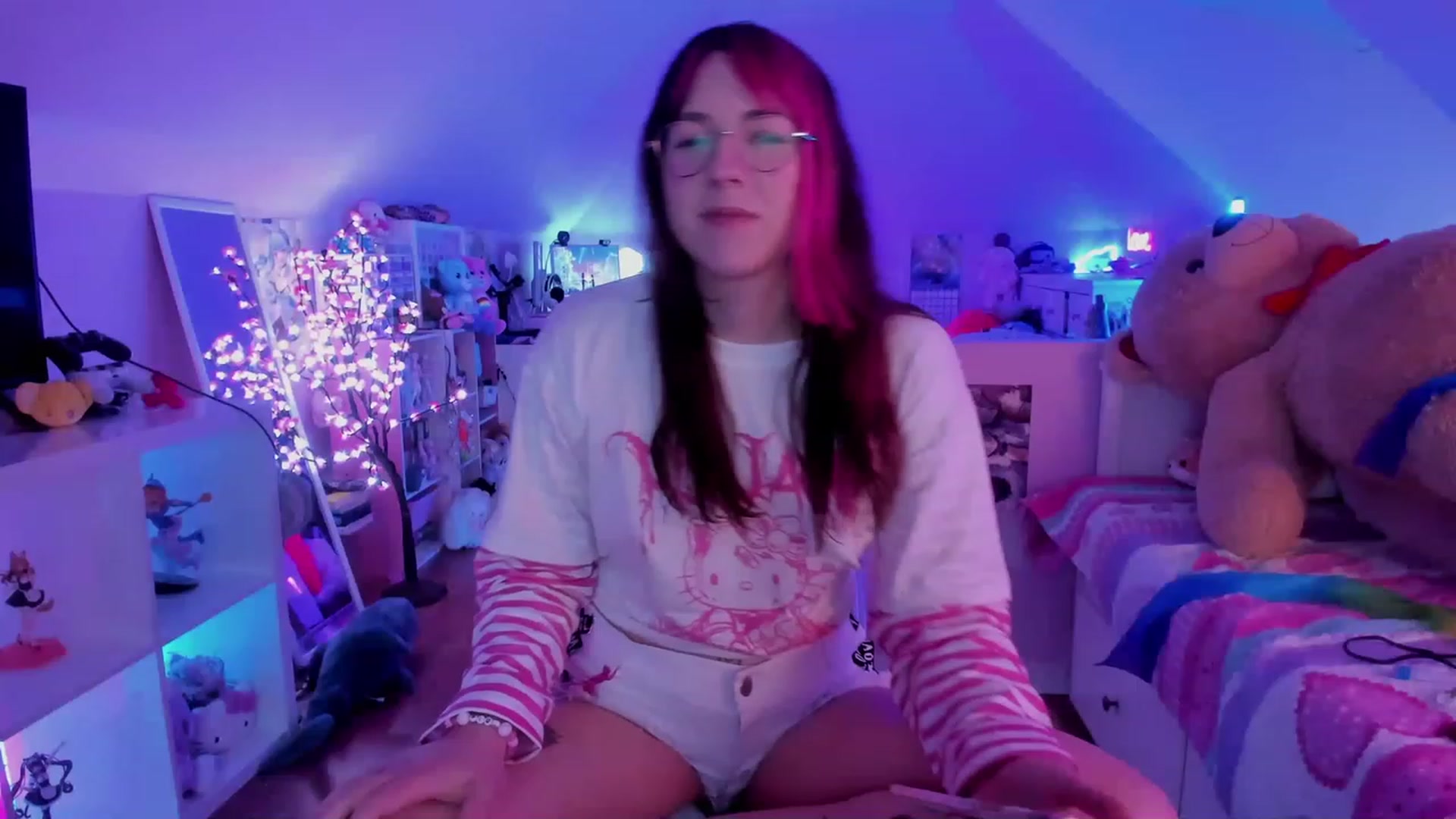 Gallery image thumbnail from SugaryBunny's myfreecams stream on, 04/30/2023, 18:01 image 10 of 20