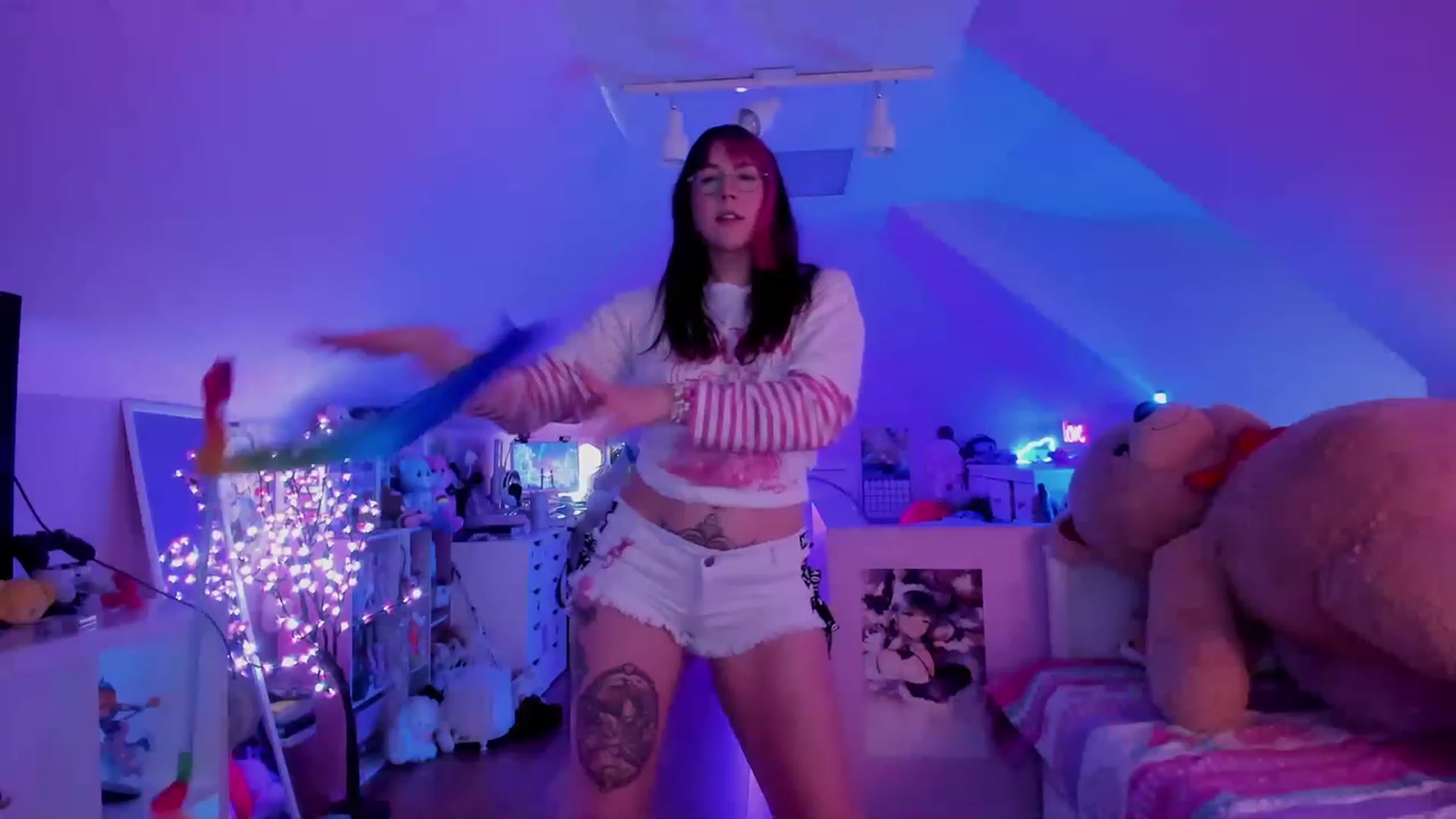 Gallery image thumbnail from SugaryBunny's myfreecams stream on, 04/30/2023, 18:01 image 2 of 20