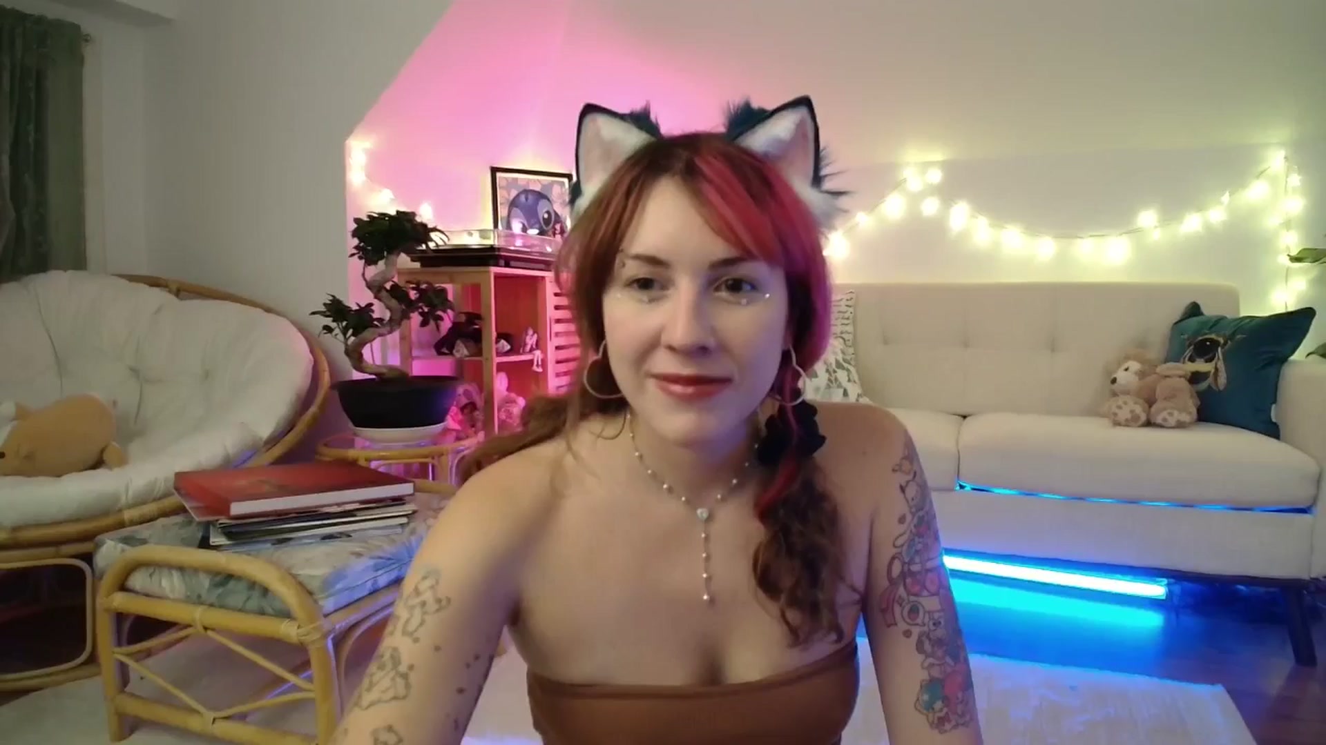 Gallery image thumbnail from SugaryBunny's myfreecams stream on, 11/14/2025, 24:47 image 1 of 20